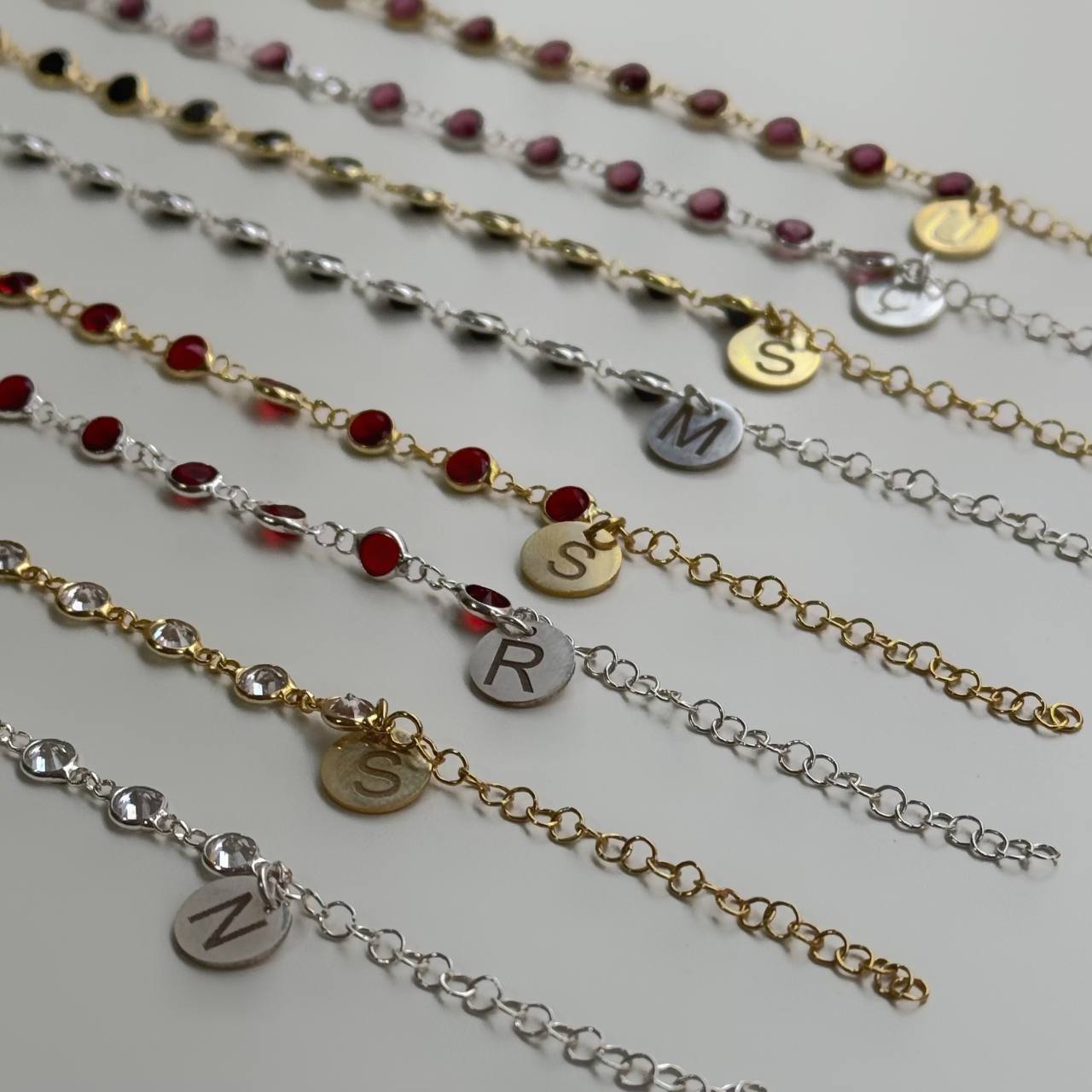 FULL TAŞ PLAKA HARFLİ ÇİFT BİLEKLİKLERİ | 925 GÜMÜŞ