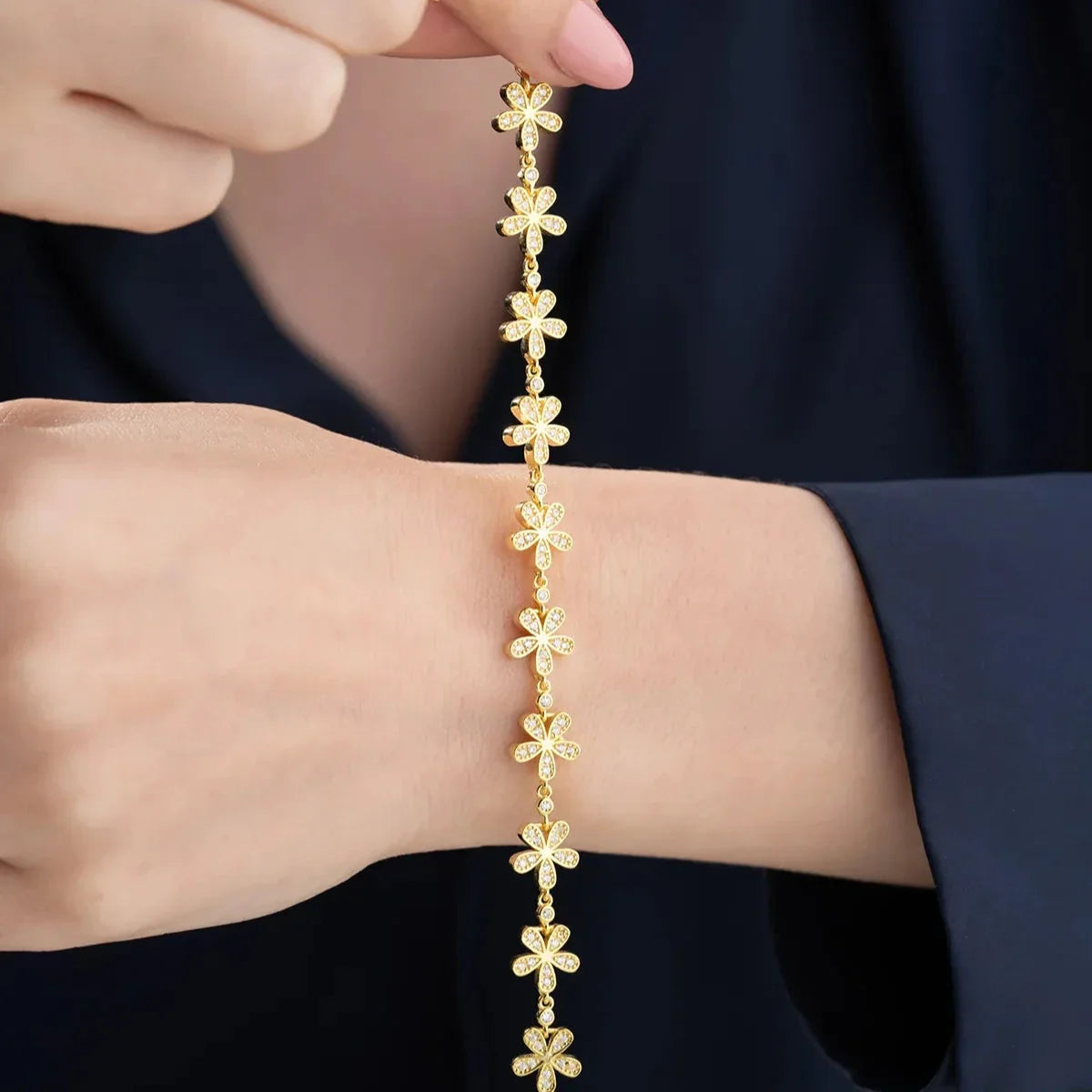 ZİRKON TAŞLI PAPATYA BİLEKLİK | 925 GÜMÜŞ