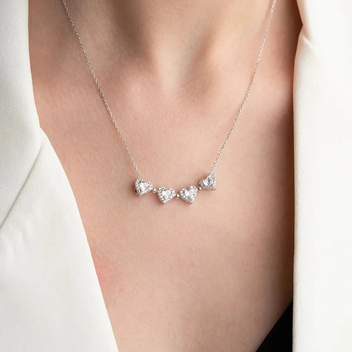 MIKNATISLI BEYAZ TAŞ KOLYE | 925 GÜMÜŞ