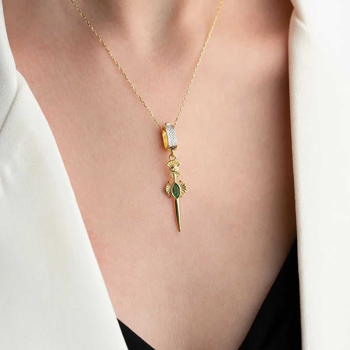 YEŞİL TAŞLI KILIÇ KOLYE | 925 GÜMÜŞ