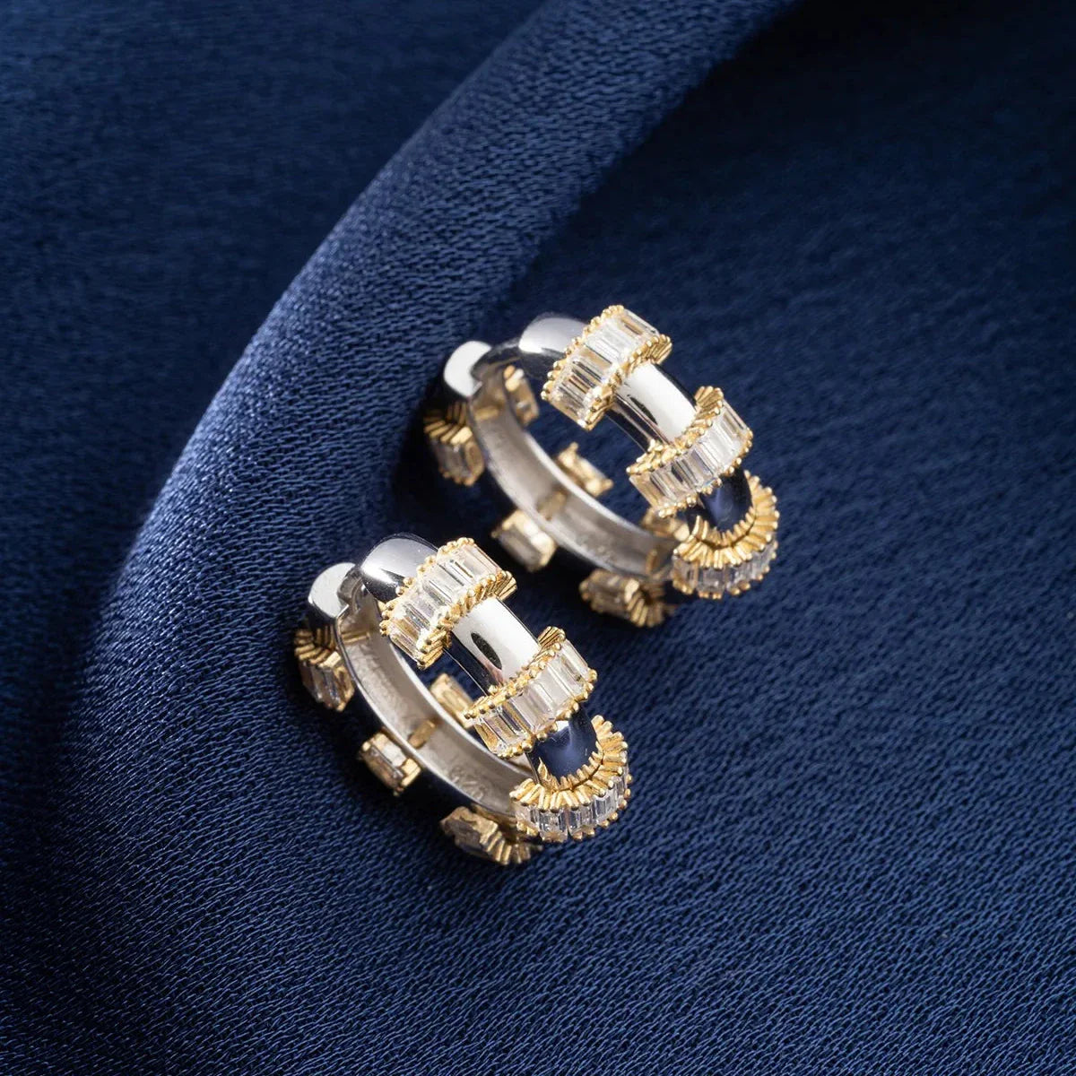 BAGET TAŞLI HALKA KÜPE | 925 GÜMÜŞ