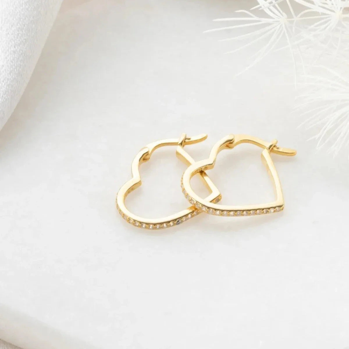 TAŞLI LARGE KALP KÜPE | 925 GÜMÜŞ