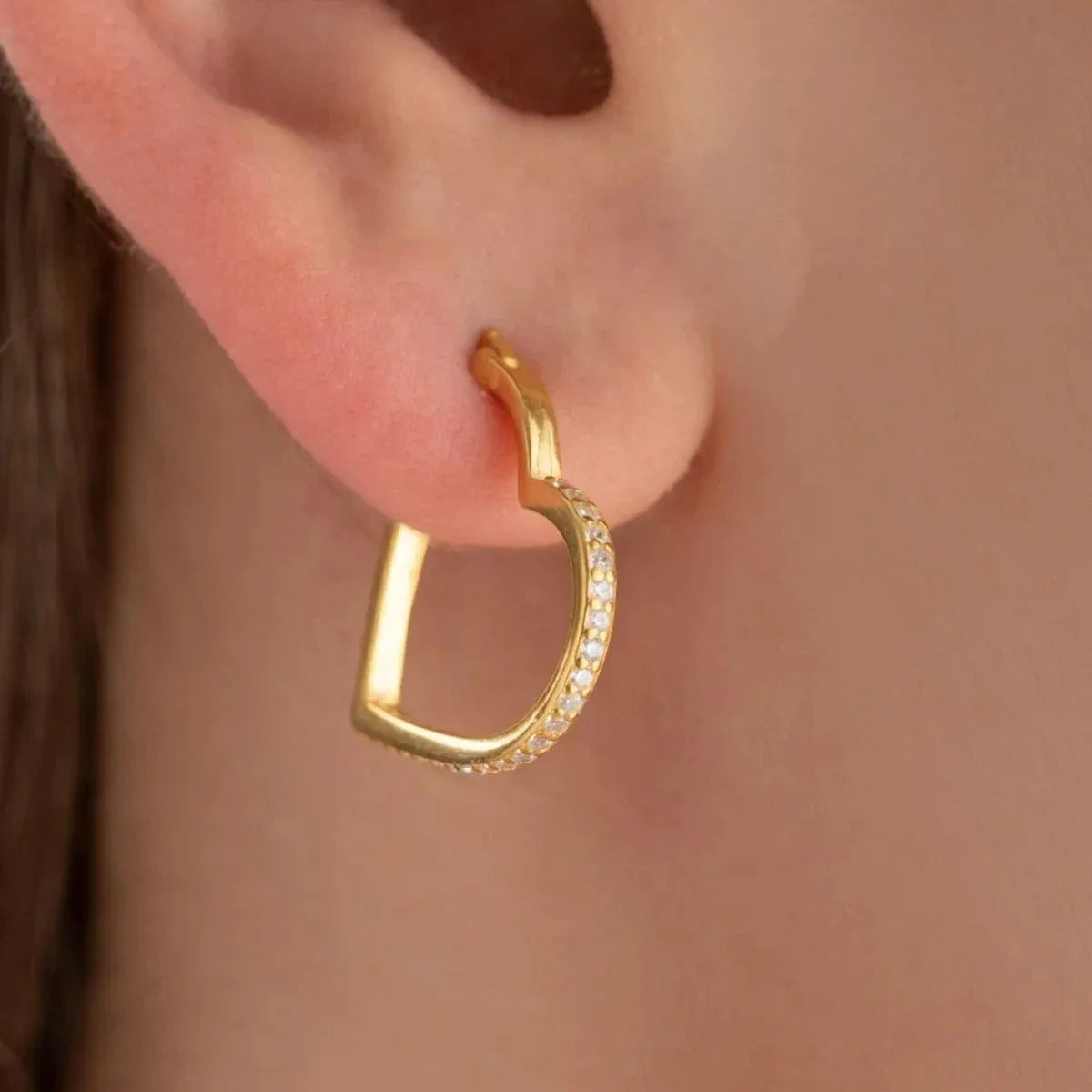 TAŞLI LARGE KALP KÜPE | 925 GÜMÜŞ