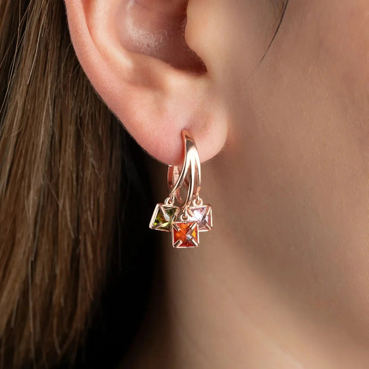 RENKLİ TAŞLI HALKA KÜPE | 925 GÜMÜŞ