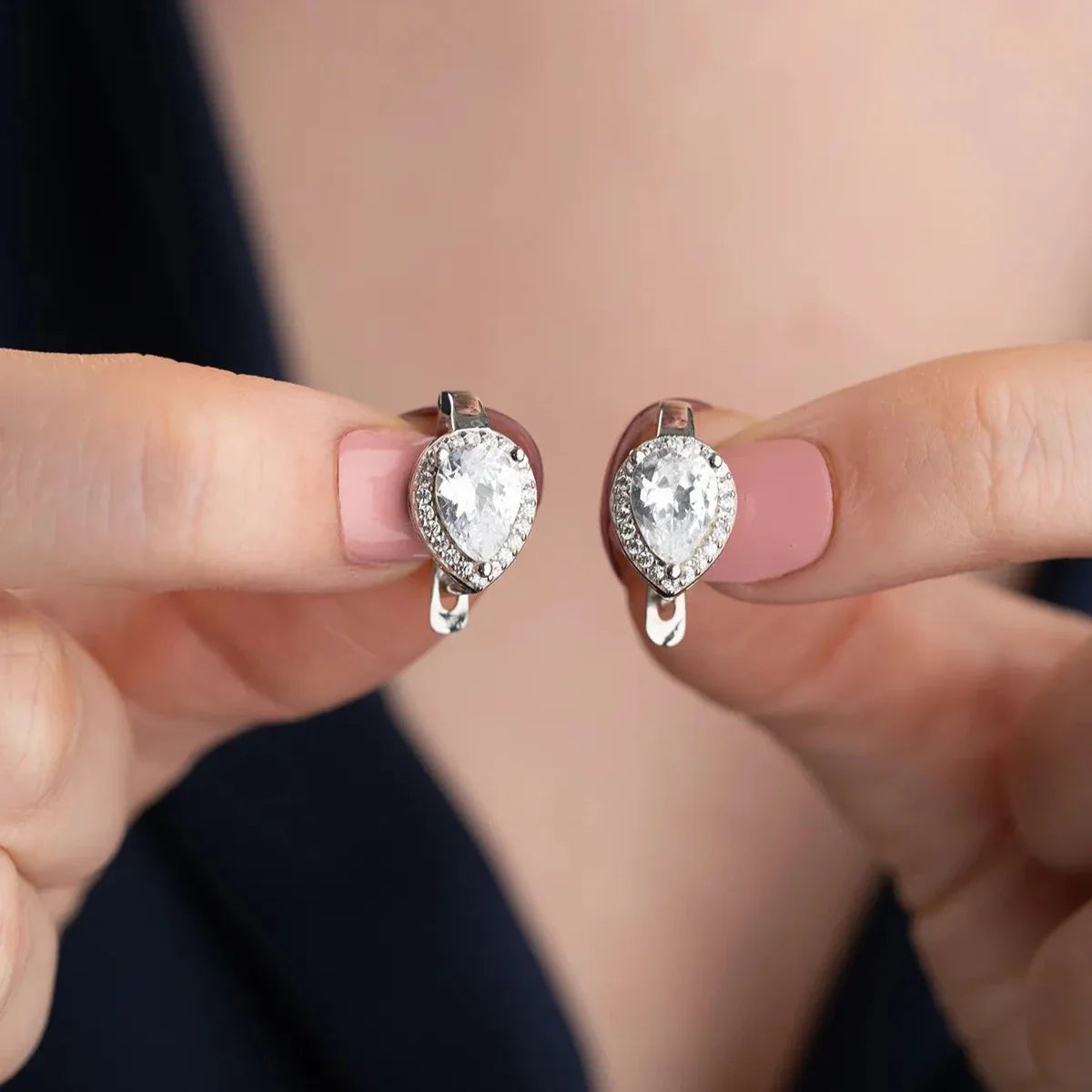 DAMLA TAŞLI KÜPE | 925 GÜMÜŞ