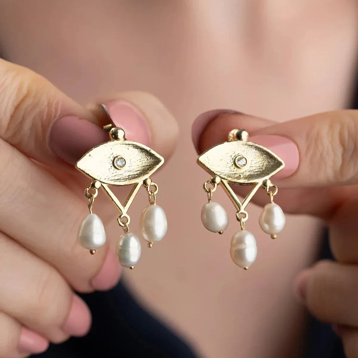 İNCİLİ GÖZ KÜPE | 925 GÜMÜŞ