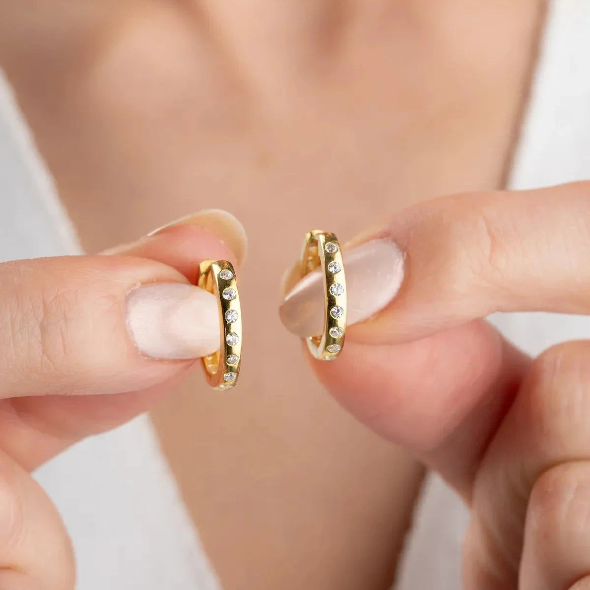 MİNİ HALKA TAŞ KÜPE | 925 GÜMÜŞ