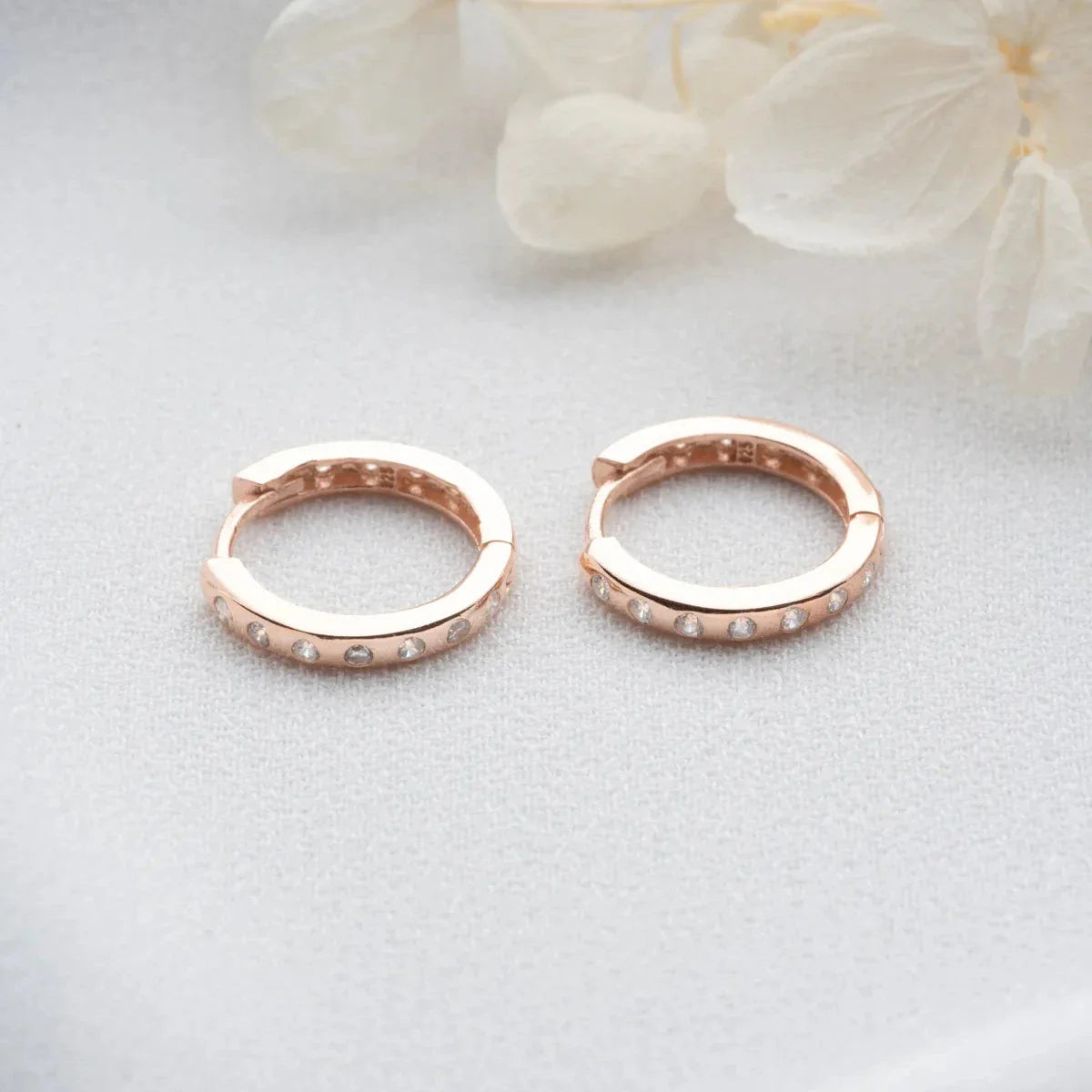 MİNİ HALKA TAŞ KÜPE | 925 GÜMÜŞ