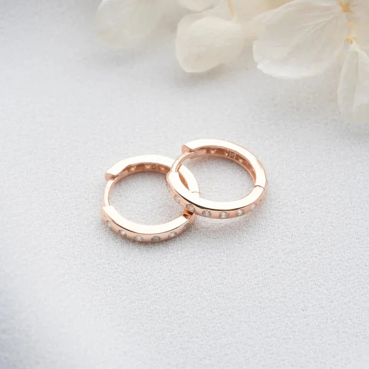 MİNİ HALKA TAŞ KÜPE | 925 GÜMÜŞ