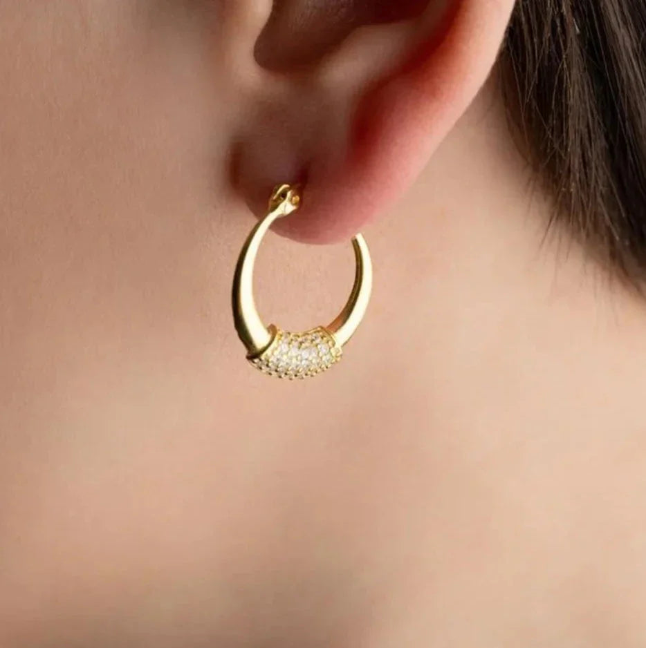 TAŞLI HALKA KÜPE | 925 GÜMÜŞ