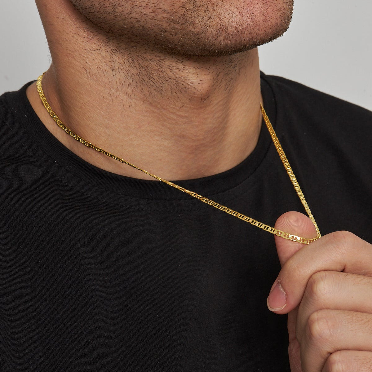 3.3 mm barlı zincir erkek kolye, boyunda kullanımı.
