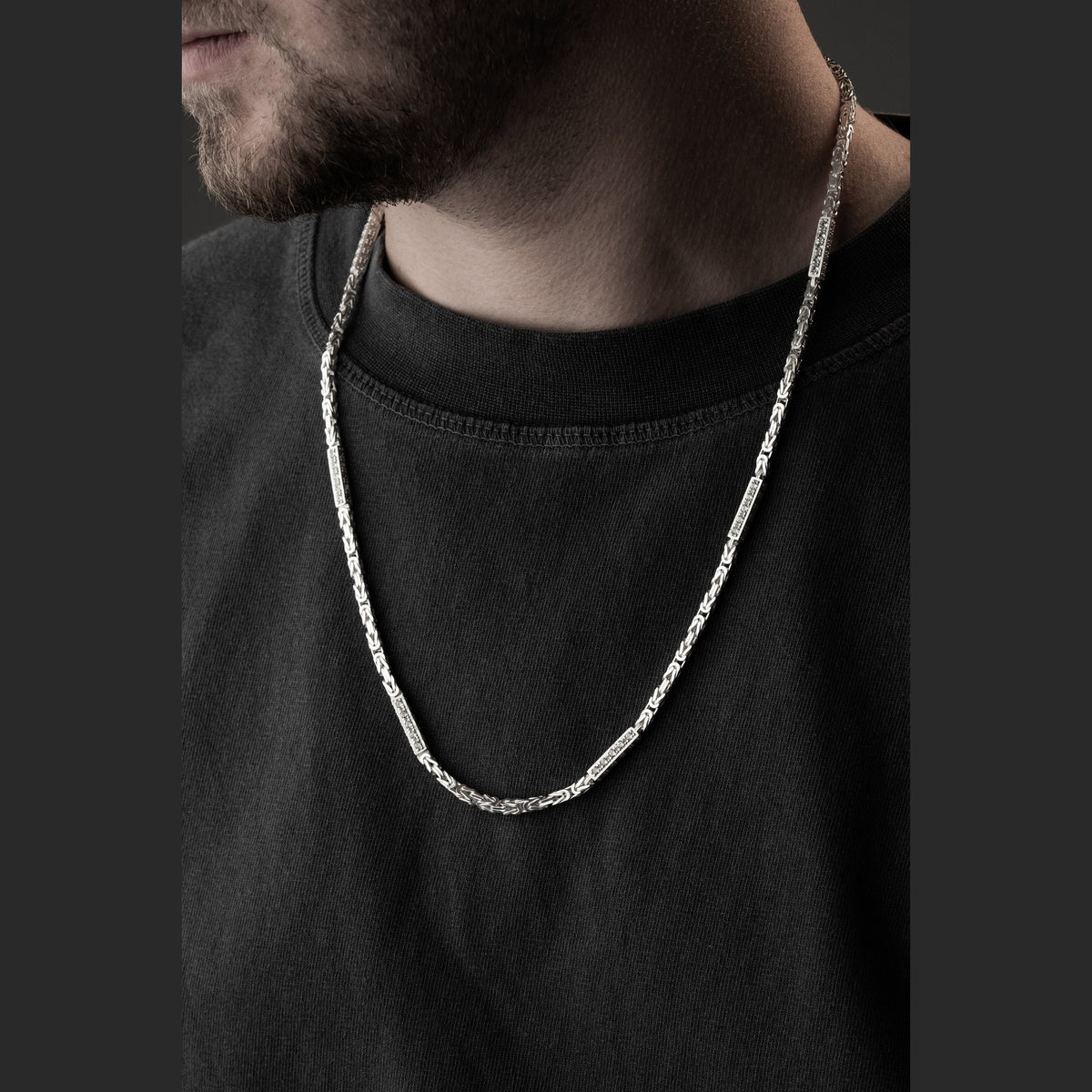 3 mm zirkon taşlı kare kral zincir erkek kolye, boyunda kullanımı.
