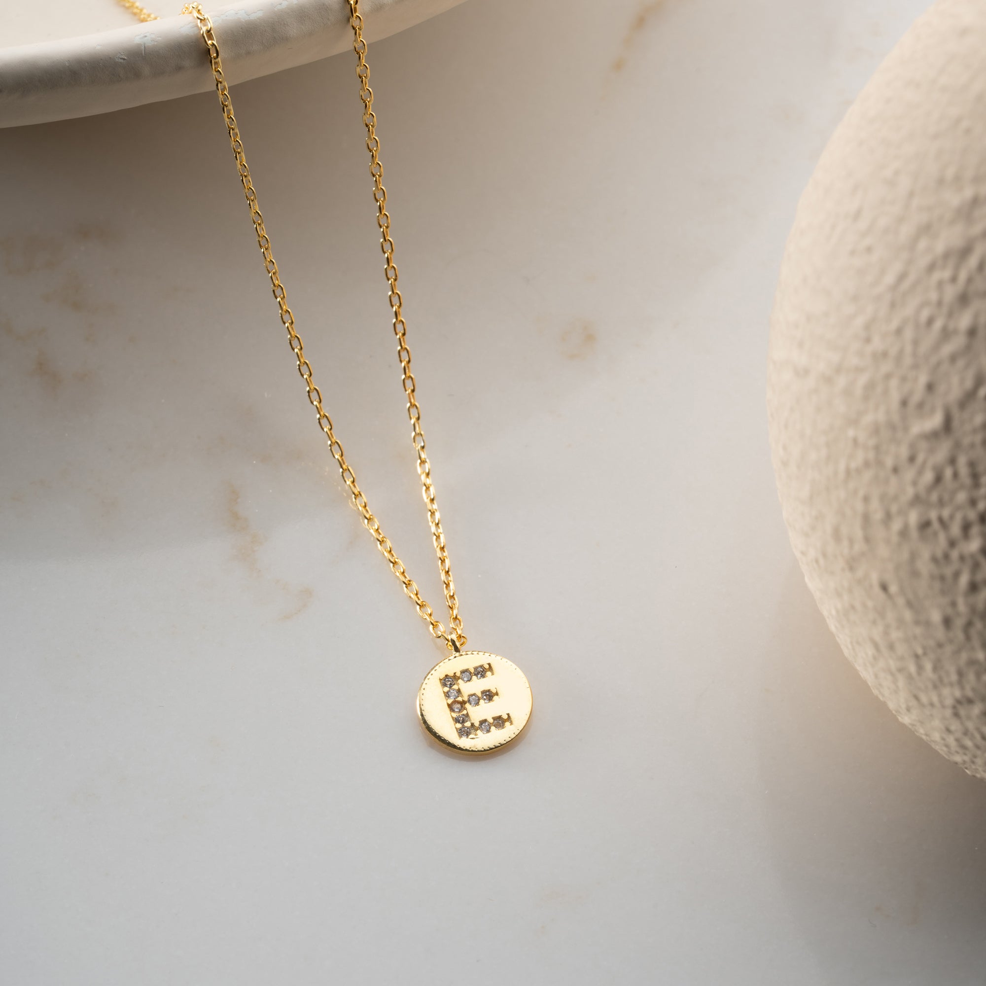 MİNİ ZİRKON TAŞLI HARF KOLYE | 925 GÜMÜŞ