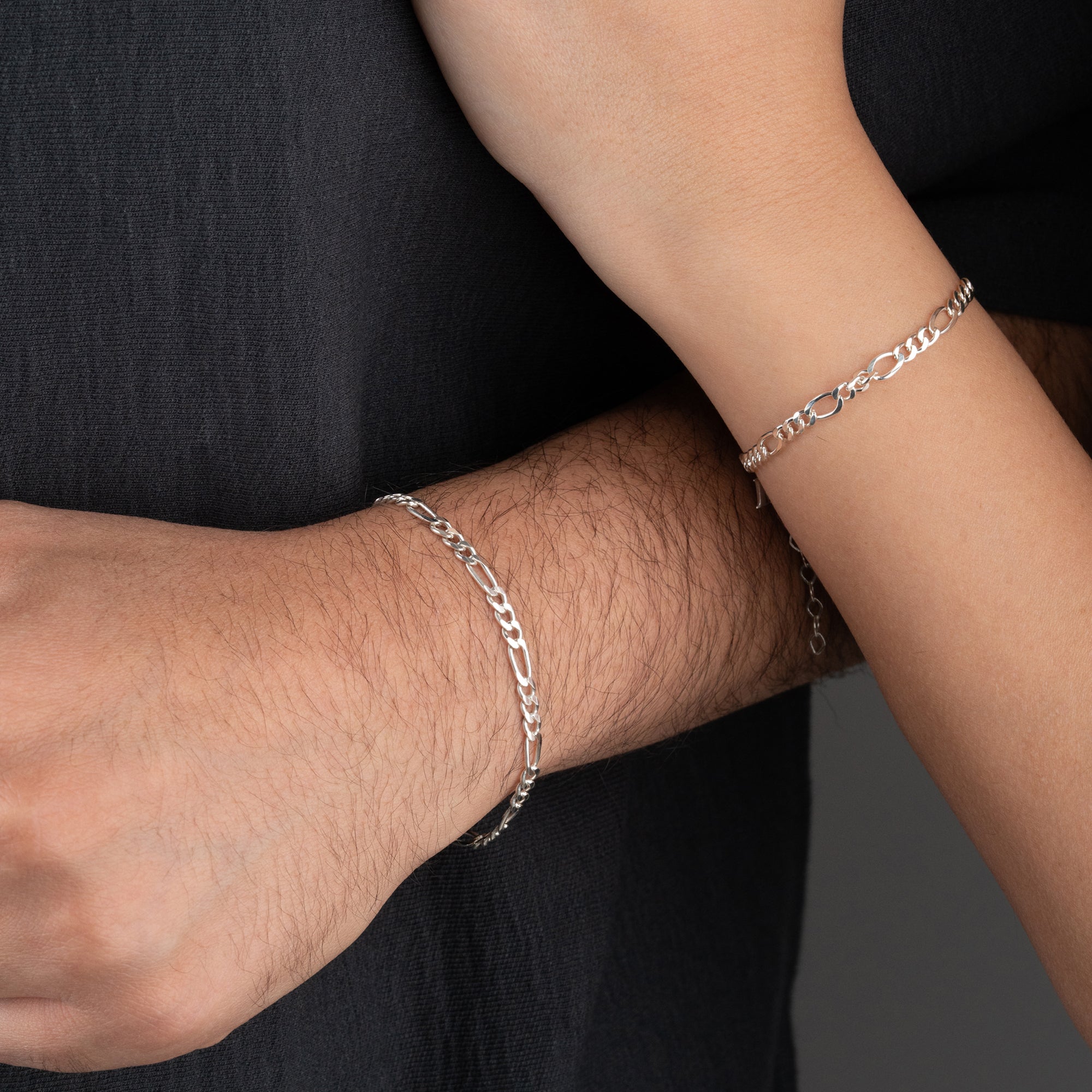 FİGARO ZİNCİR HARFLİ ÇİFT BİLEKLİK | 925 GÜMÜŞ