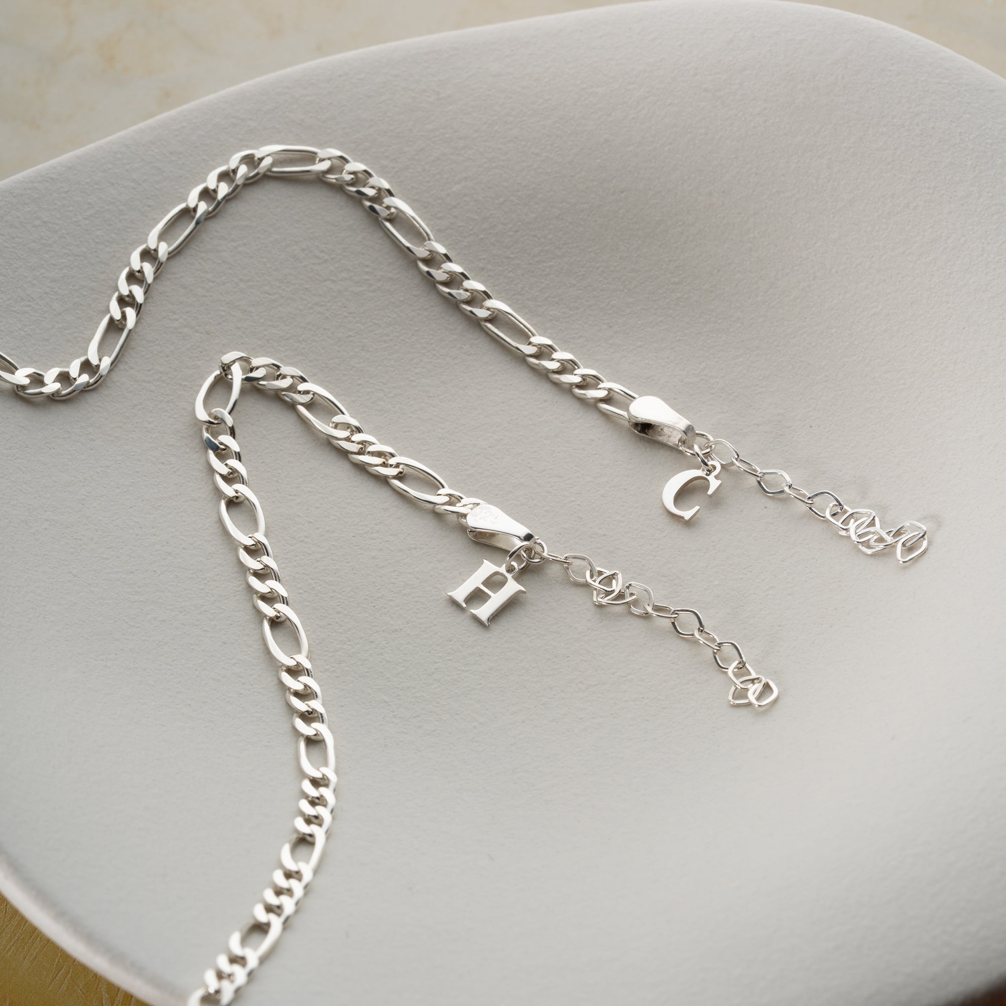 FİGARO ZİNCİR HARFLİ ÇİFT BİLEKLİK | 925 GÜMÜŞ