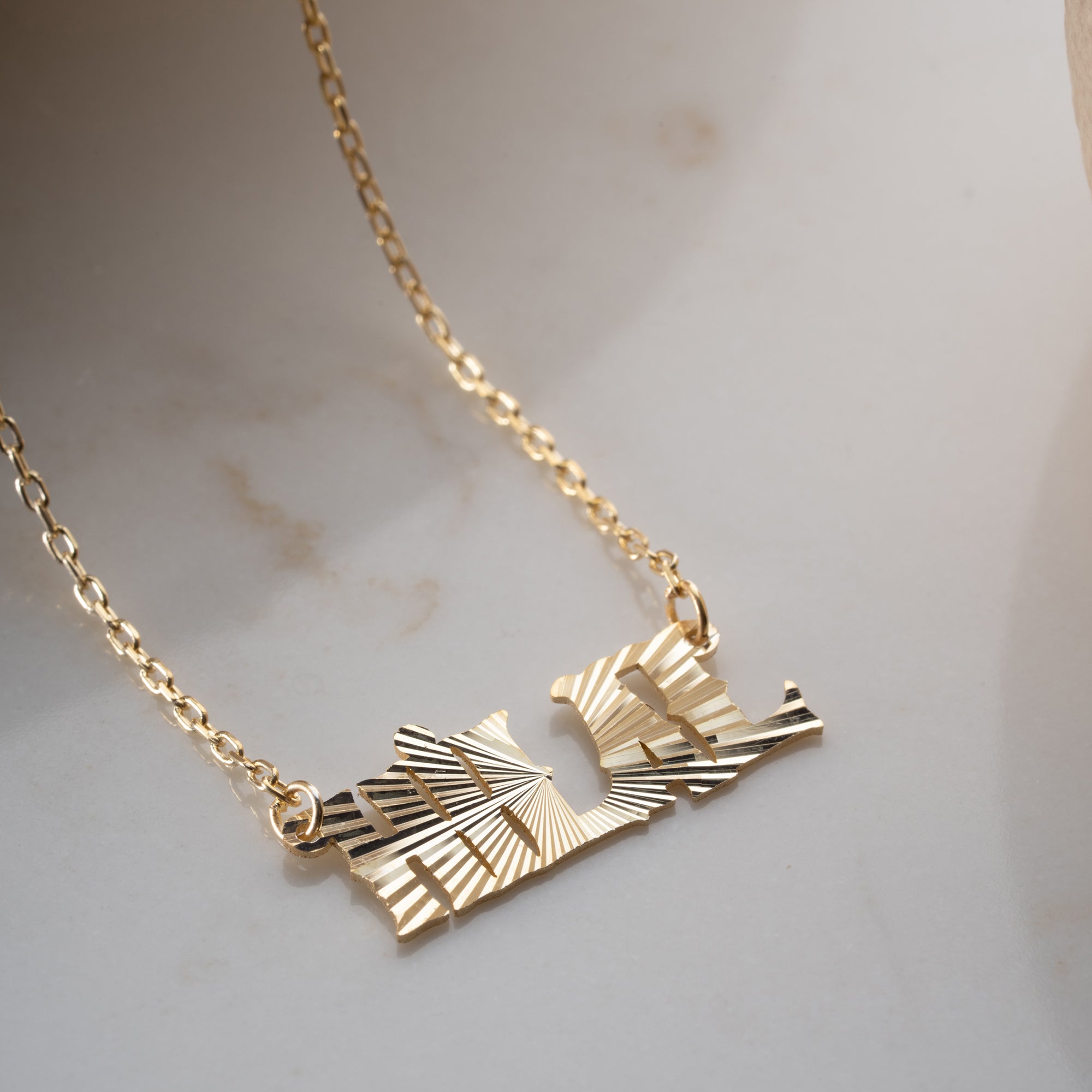 IŞILTILI PLAKA İSİM KOLYE | 925 GÜMÜŞ