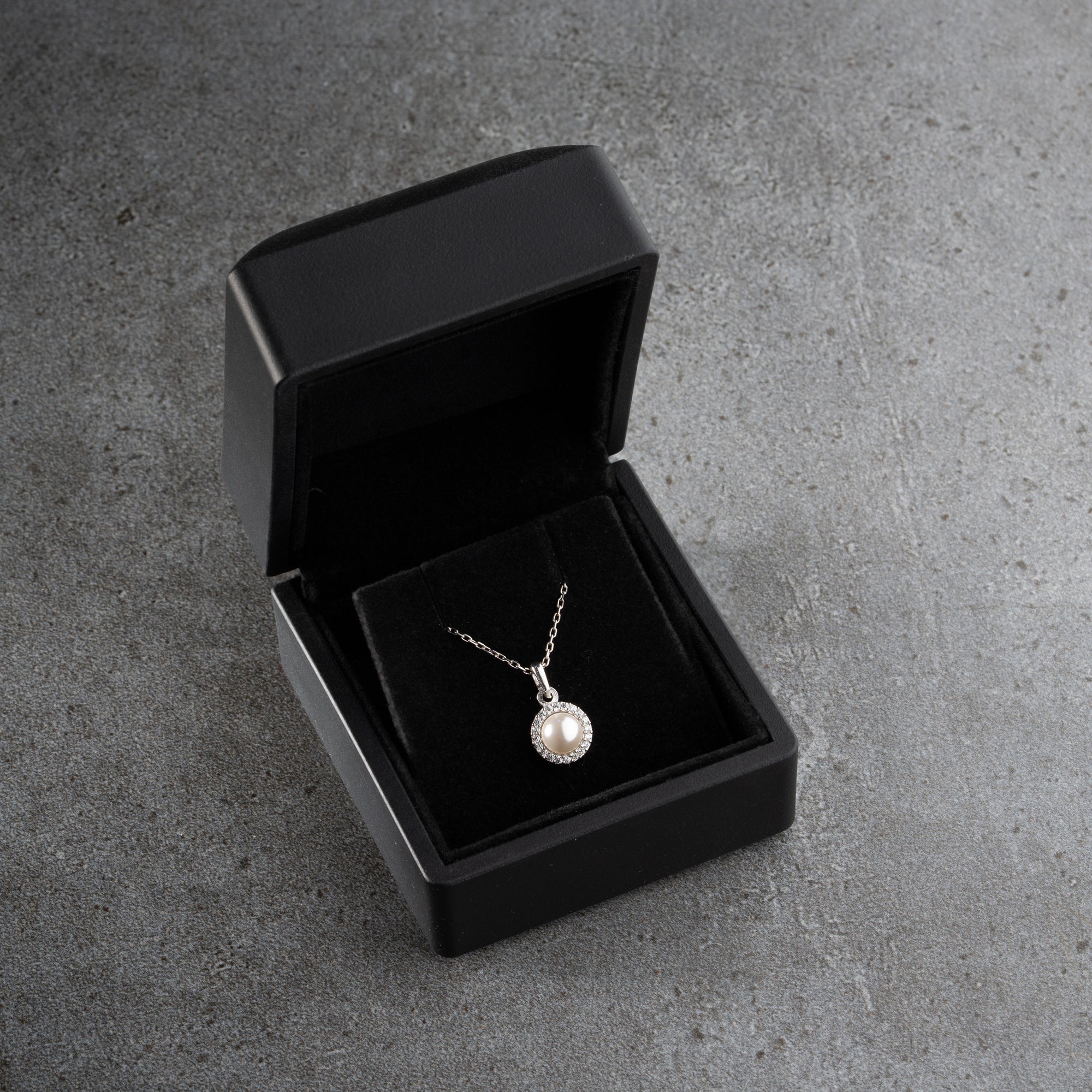 ZİRKON TAŞLI İNCİ MODEL KOLYE | 925 GÜMÜŞ