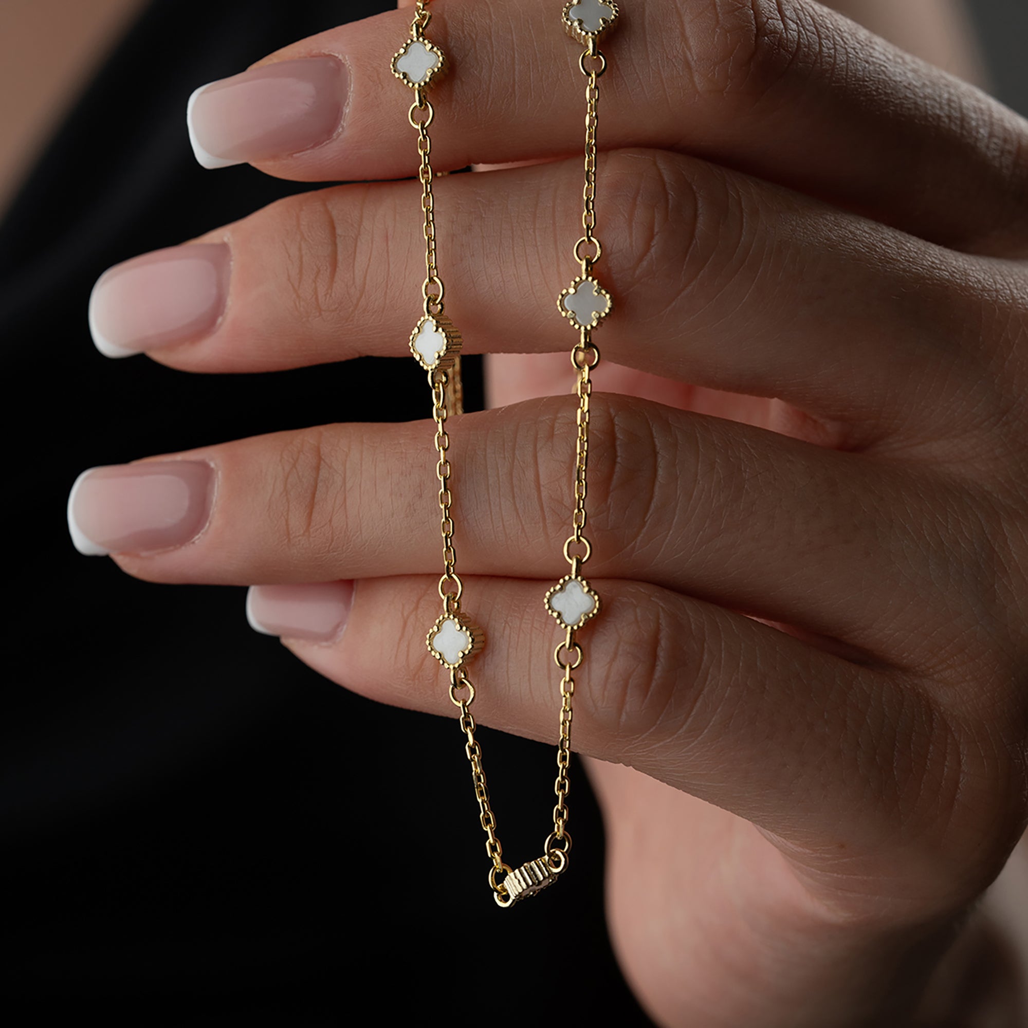 BEYAZ MİNİ YONCA KOLYE | 925 GÜMÜŞ