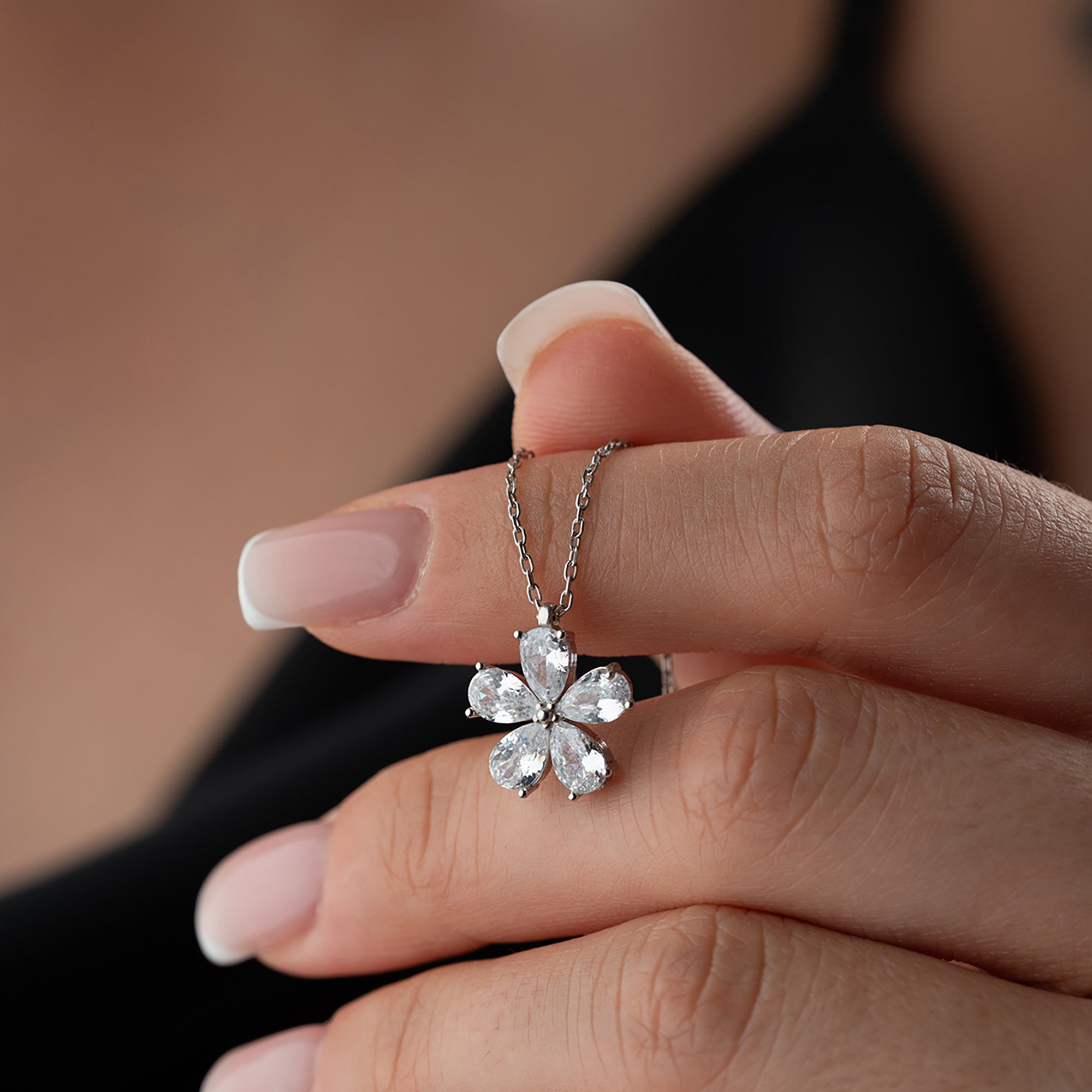 BEYAZ ÇİÇEK KOLYE | 925 GÜMÜŞ