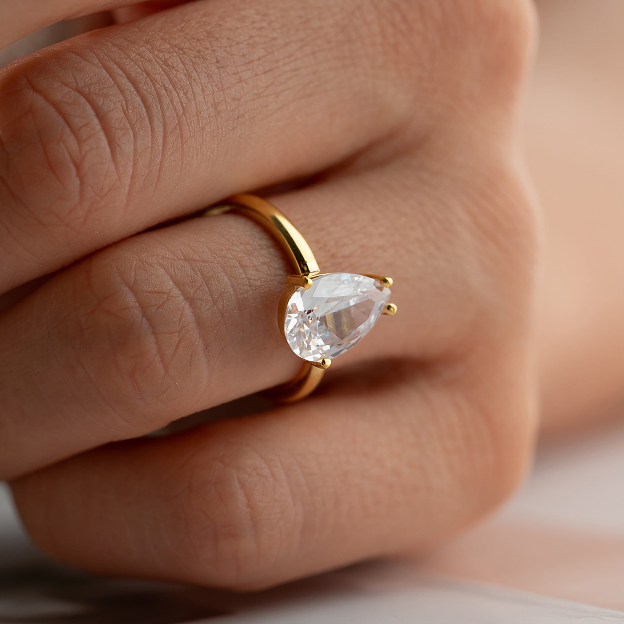 DAMLA TEK TAŞ YÜZÜK | 925 GÜMÜŞ