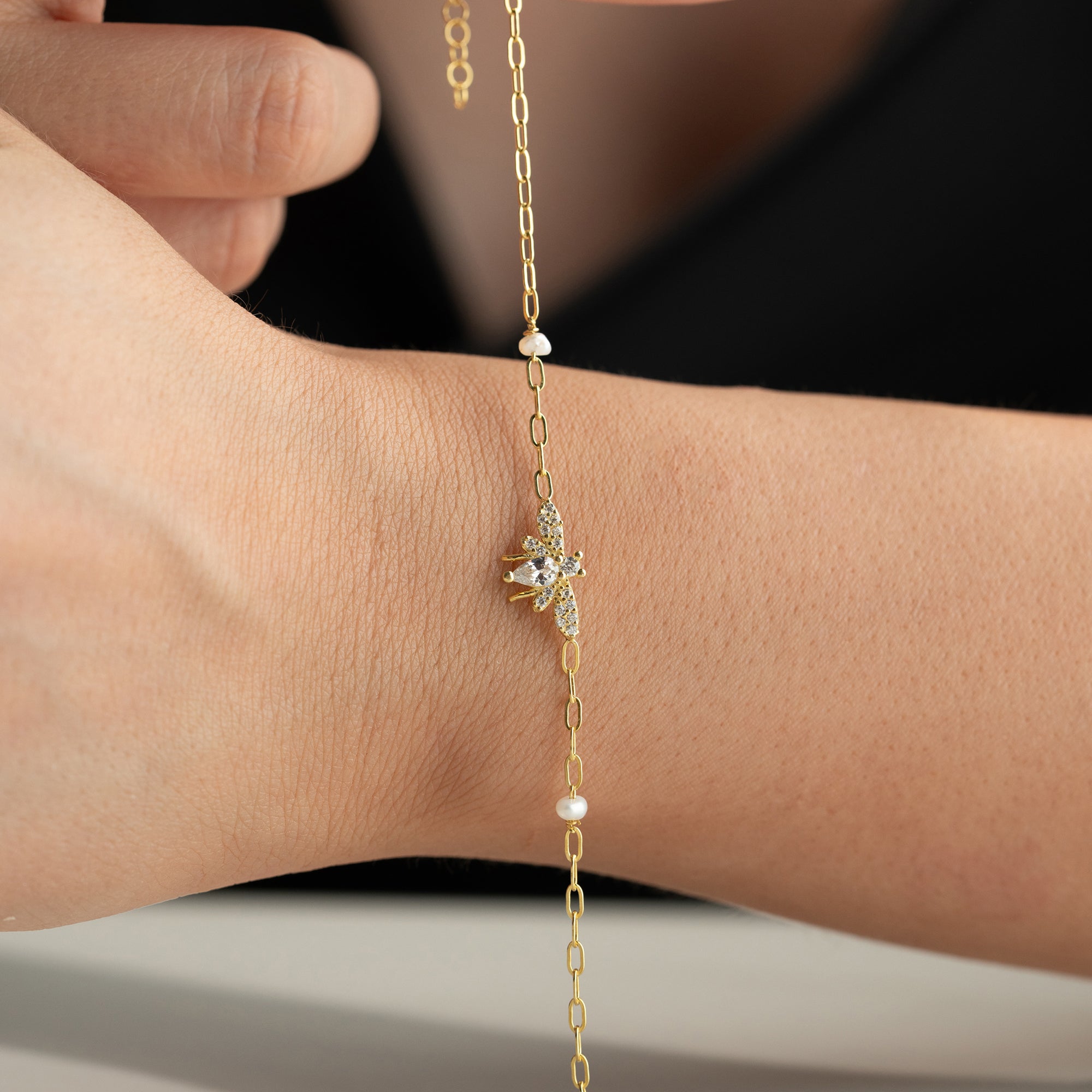 İNCİLİ ARI BİLEKLİK | 925 GÜMÜŞ