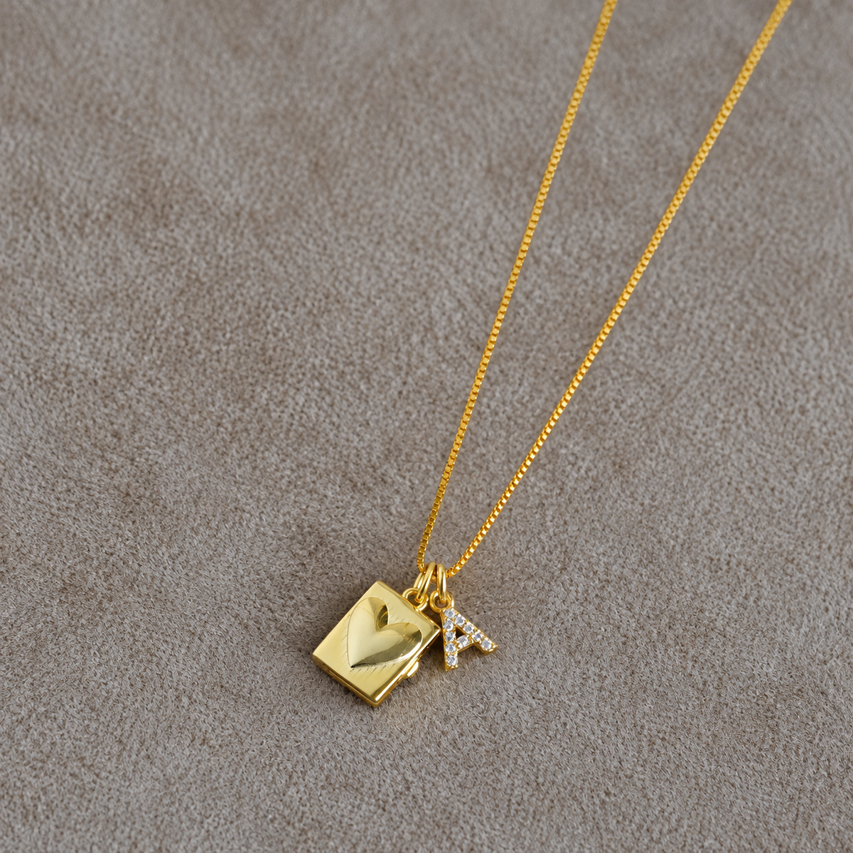Kişiye Özel Mini Kalp Harfli Fotoğraflı Kapaklı Kolye | 925 Ayar Gümüş – Jeweliay Jewelry – 5