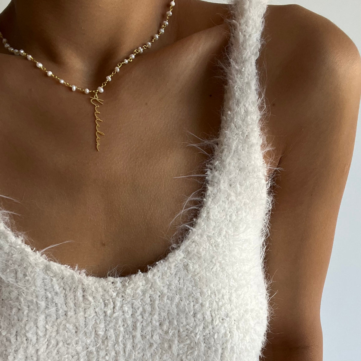 Kişiye Özel Dikey İsim Yazılı İncili Zincir Kolye | 925 Ayar Gümüş – Jeweliay Jewelry – 10