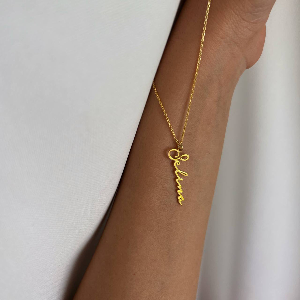 Kişiye Özel Dikey İsim Yazılı Notera Fontlu Kolye | 925 Ayar Gümüş – Jeweliay Jewelry – 18
