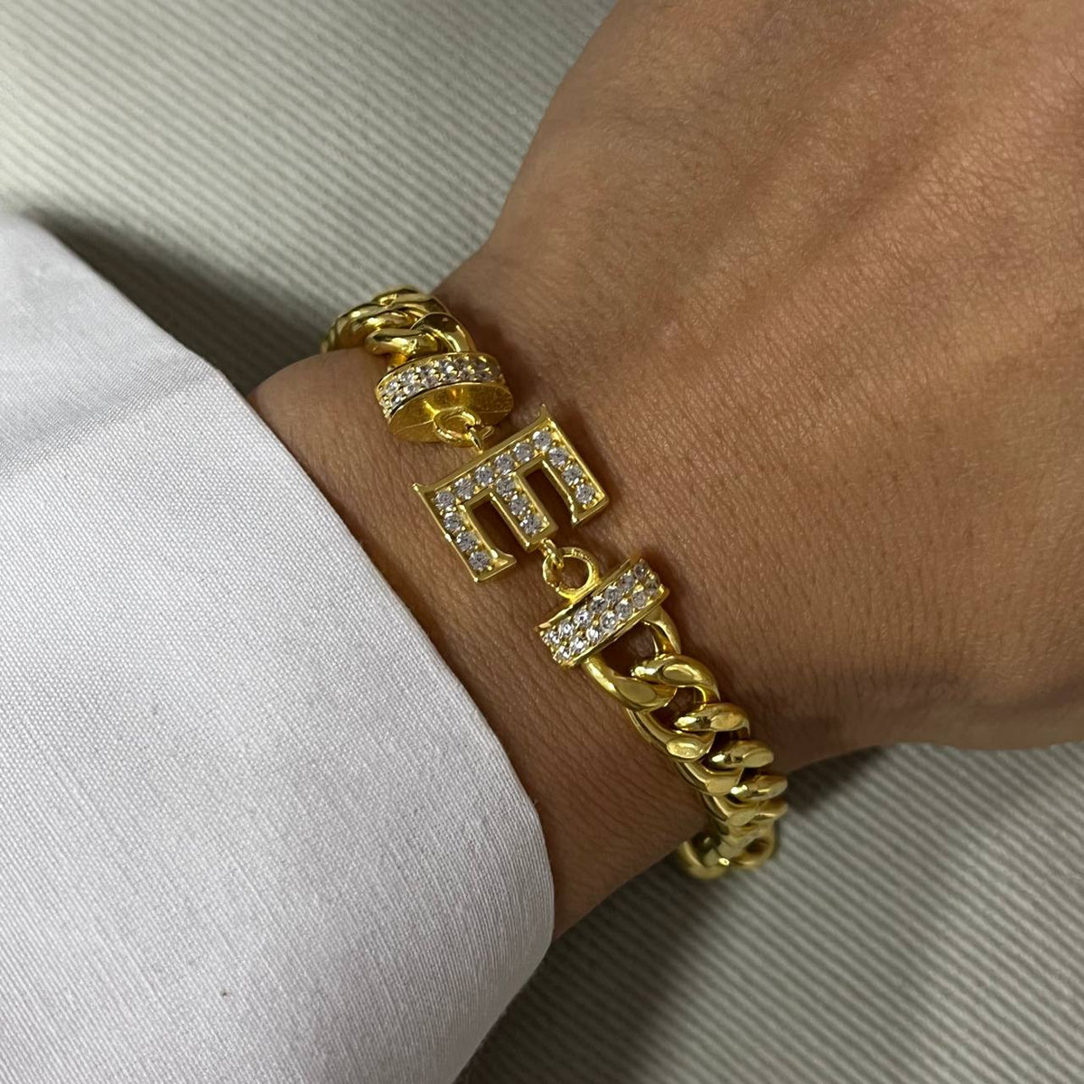 Kişiye Özel Hacimli Taşlı Harf Bileklik | 925 Ayar Gümüş – Jeweliay Jewelry – 4