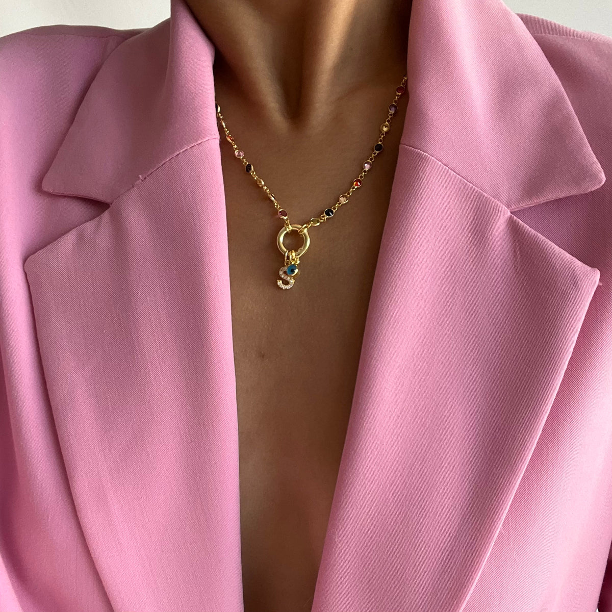 Kişiye Özel Harf Göz Nazar Sallantılı Renkli Kapama Taşlı Gemici Zincir Kolye | 925 Ayar Gümüş – Jeweliay Jewelry – 4