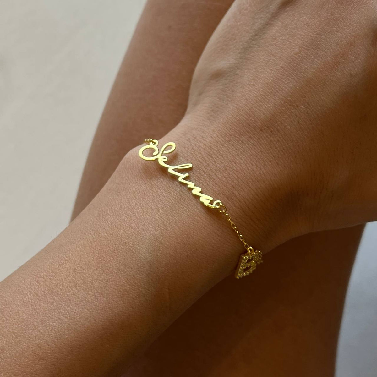 Kişiye Özel Harfli ve İsimli Nazarlı Sallantılı Notera Bileklik | 925 Ayar Gümüş – Jeweliay Jewelry – 4