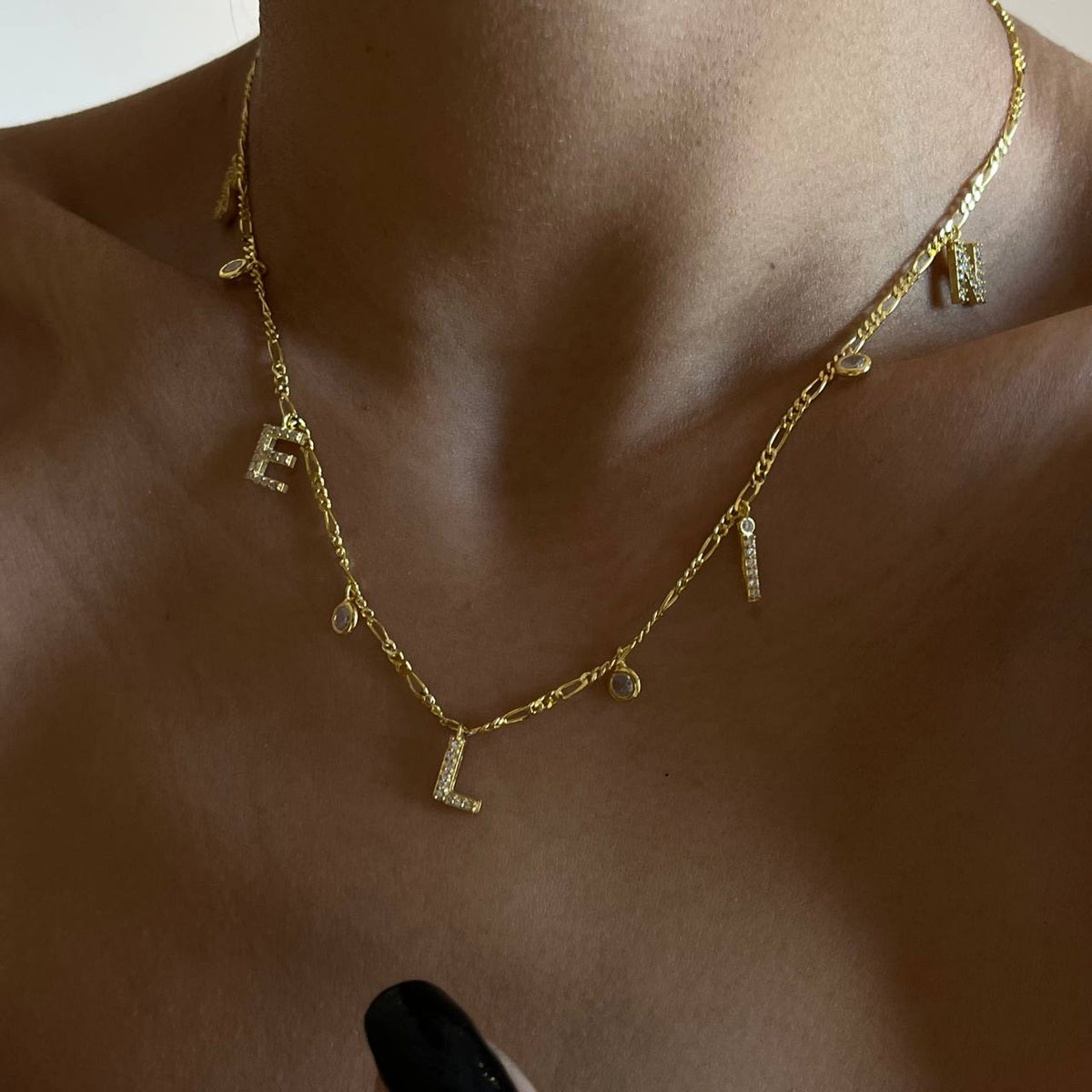 Kişiye Özel İsim Yazılı Kapama Taşlı Figaro Zincir Kolye | 925 Ayar Gümüş – Jeweliay Jewelry – 5
