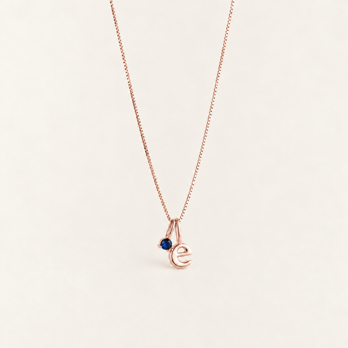 Kişiye Özel Küçük Harfli Doğum Taşı Kolye | 925 Ayar Gümüş – Jeweliay Jewelry – Rose beyaz fon #RENK_rose
