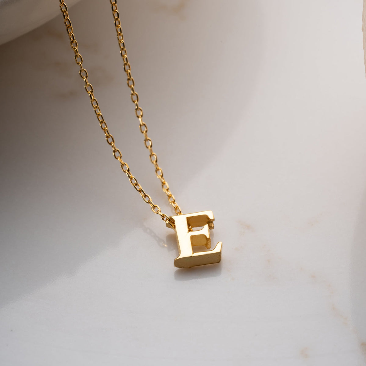 Kişiye Özel Minimal Harf Tasarım Kolye | 925 Ayar Gümüş – Jeweliay Jewelry – 8