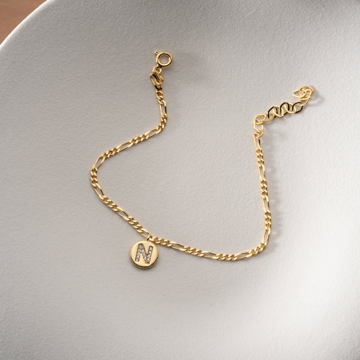 Kişiye Özel Taşlı Harf Figaro Zincir Bileklik | 925 Ayar Gümüş – Jeweliay Jewelry – 8