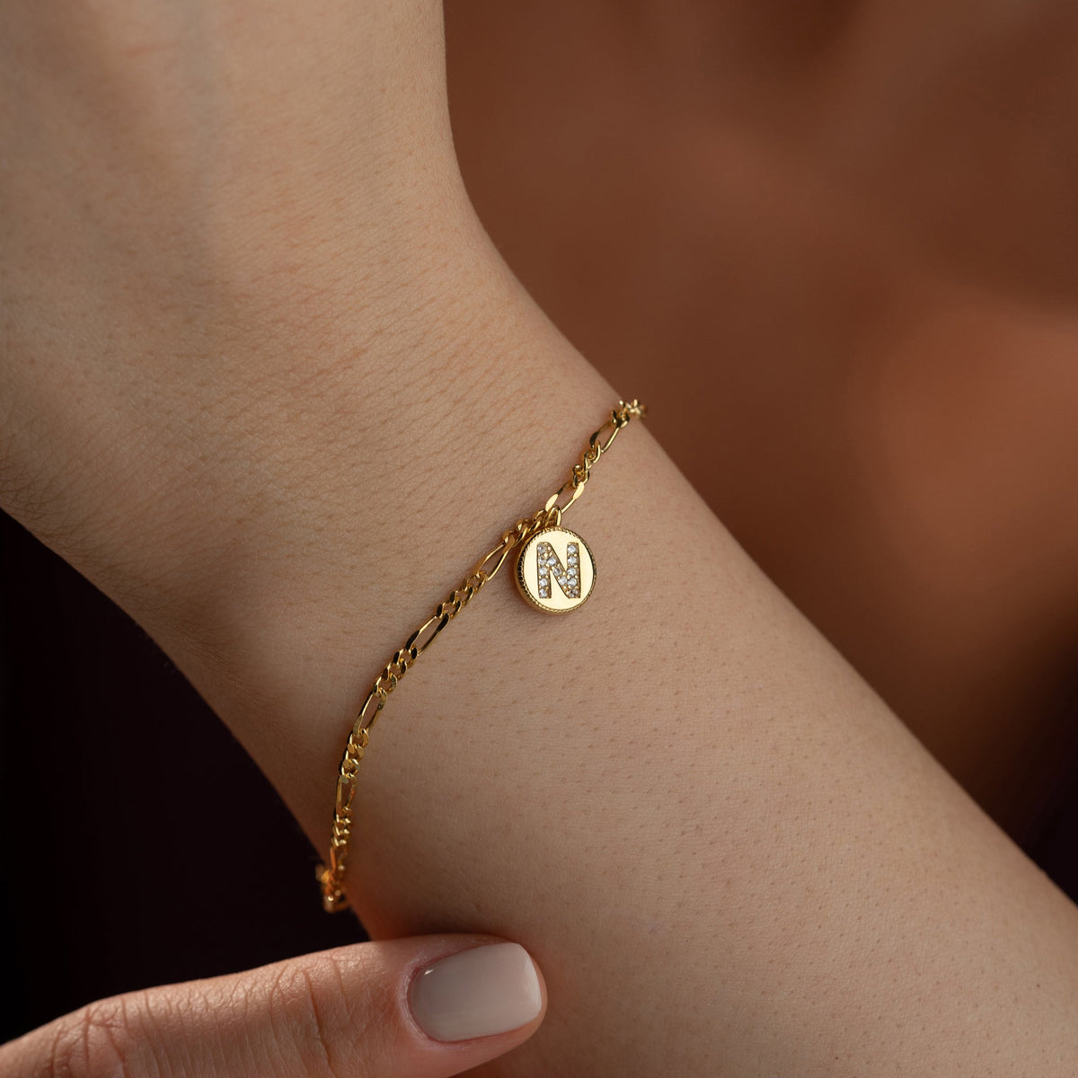 Kişiye Özel Taşlı Harf Figaro Zincir Bileklik | 925 Ayar Gümüş – Jeweliay Jewelry – 10