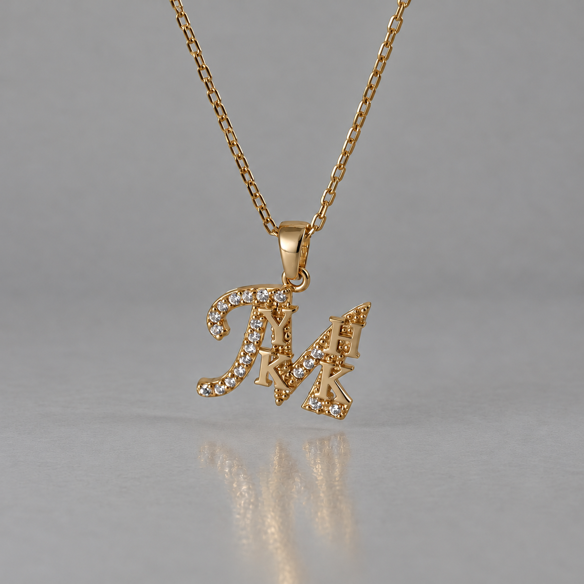 Kişiye Özel Zirkon Taşlı Premium Büyük Harf x Küçük Harf Kolye – Jeweliay Jewelry – 01
