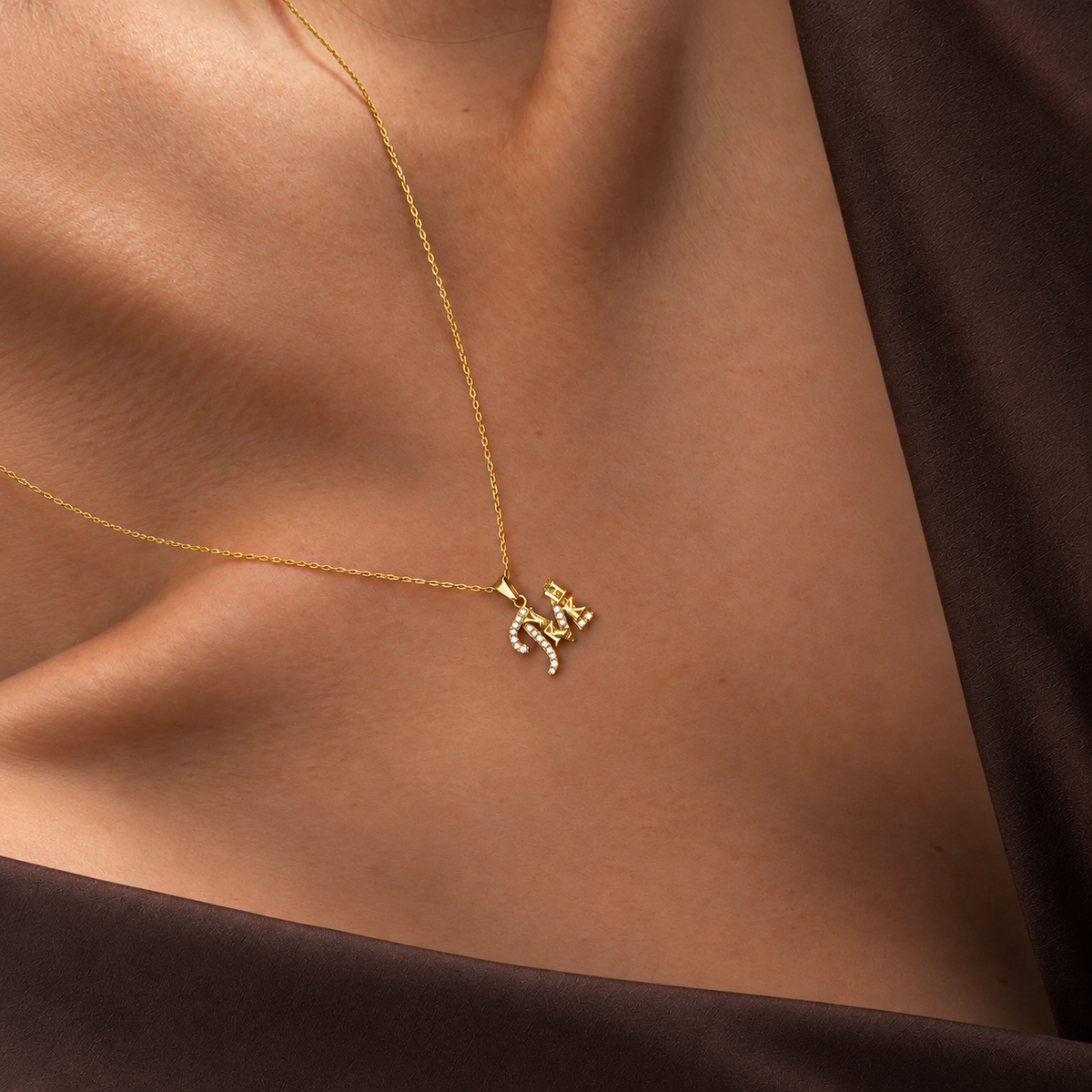 Kişiye Özel Zirkon Taşlı Premium Büyük Harf x Küçük Harf Kolye – Jeweliay Jewelry – 02