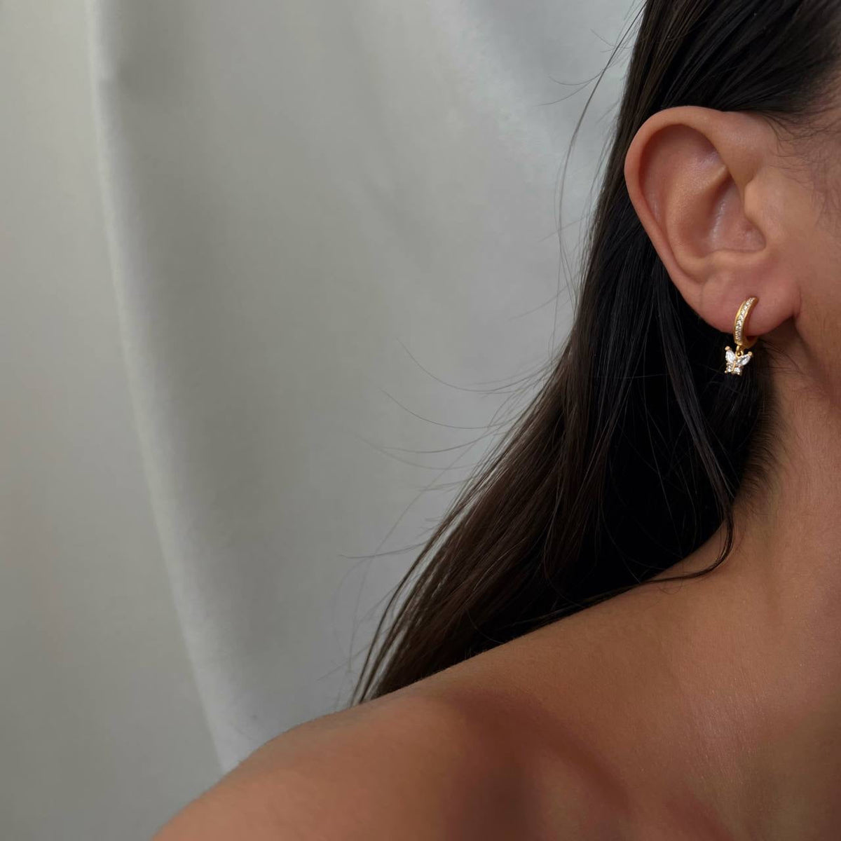 Zirkon Taşlı Mengeç Minimal Kelebek Sallantılı Küpe | 925 Ayar Gümüş – Jeweliay Jewelry – 6