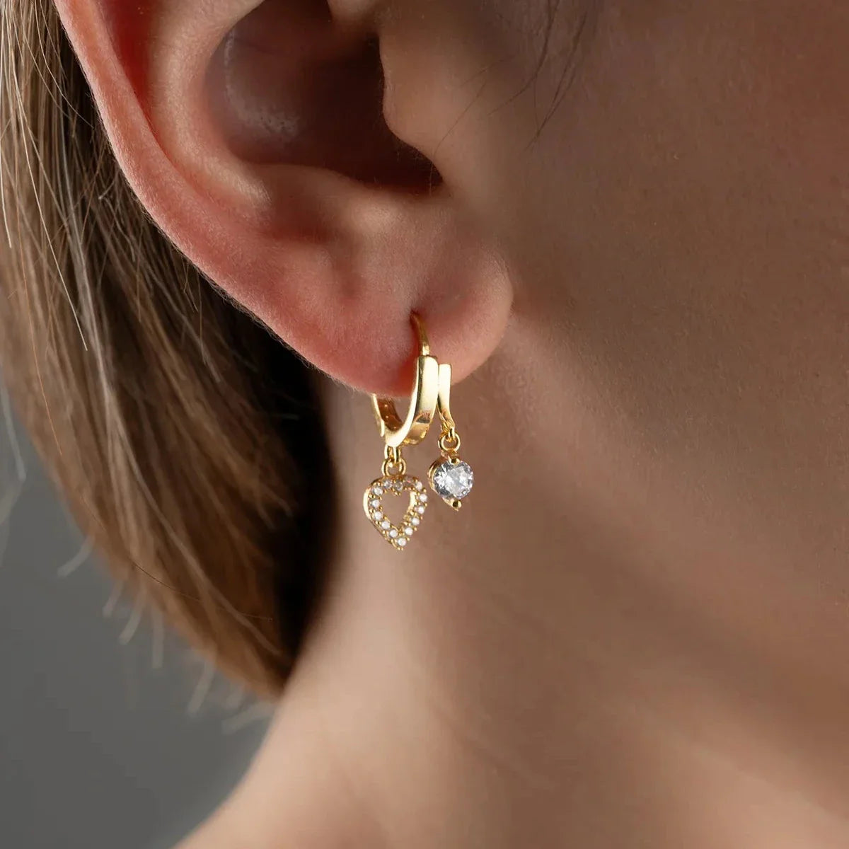 MİNİ ZİRKON TAŞ KÜPE | 925 GÜMÜŞ