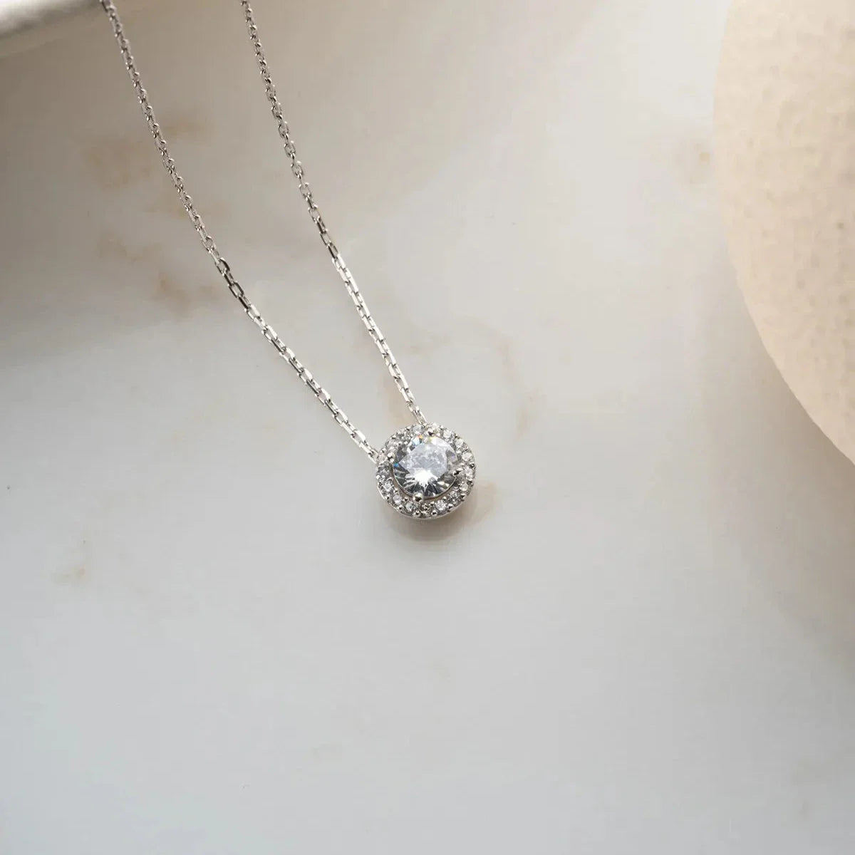 PIRLANTA MODEL TEK TAŞ KOLYE | 925 GÜMÜŞ