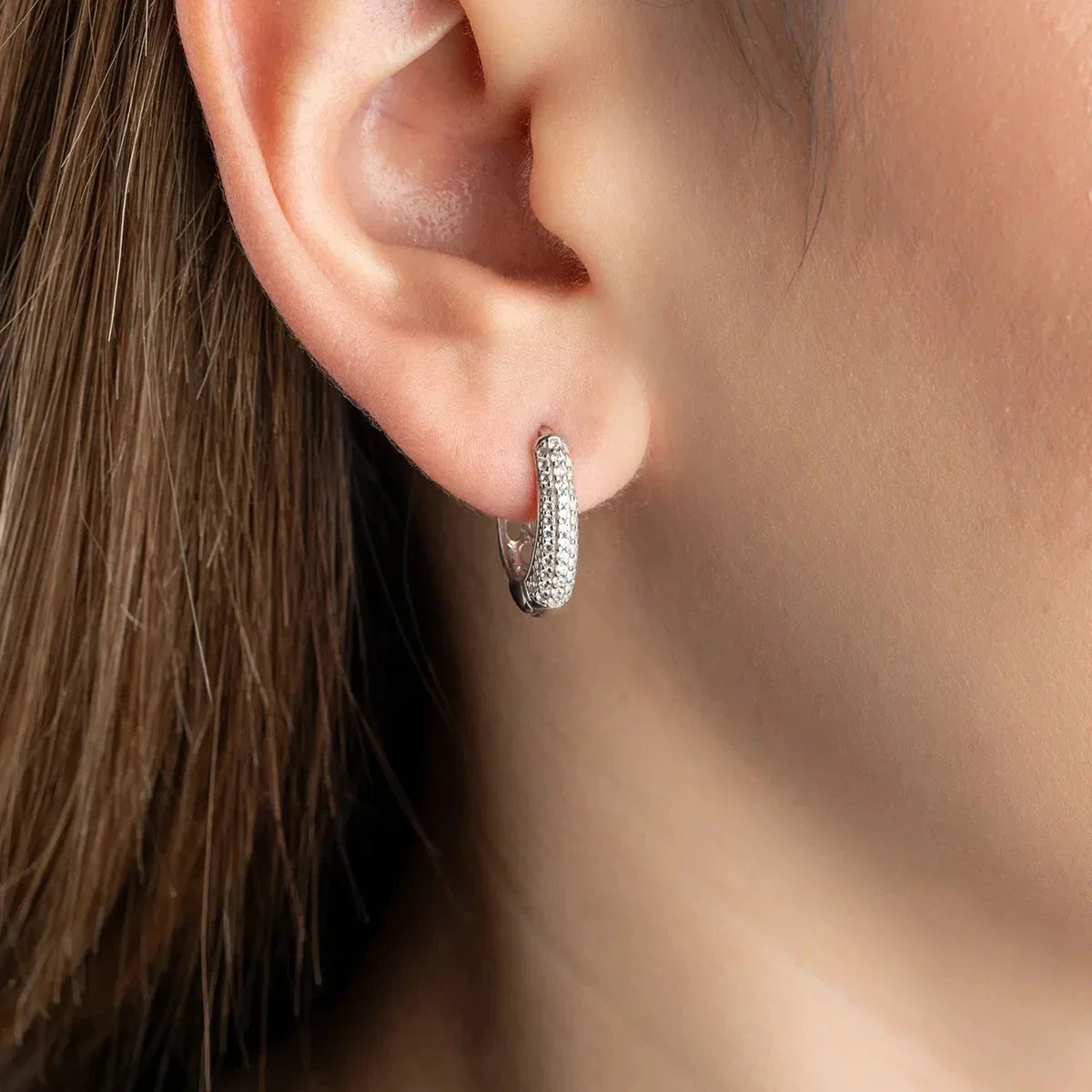 TAŞLI MİNİ HALKA KÜPE | 925 GÜMÜŞ