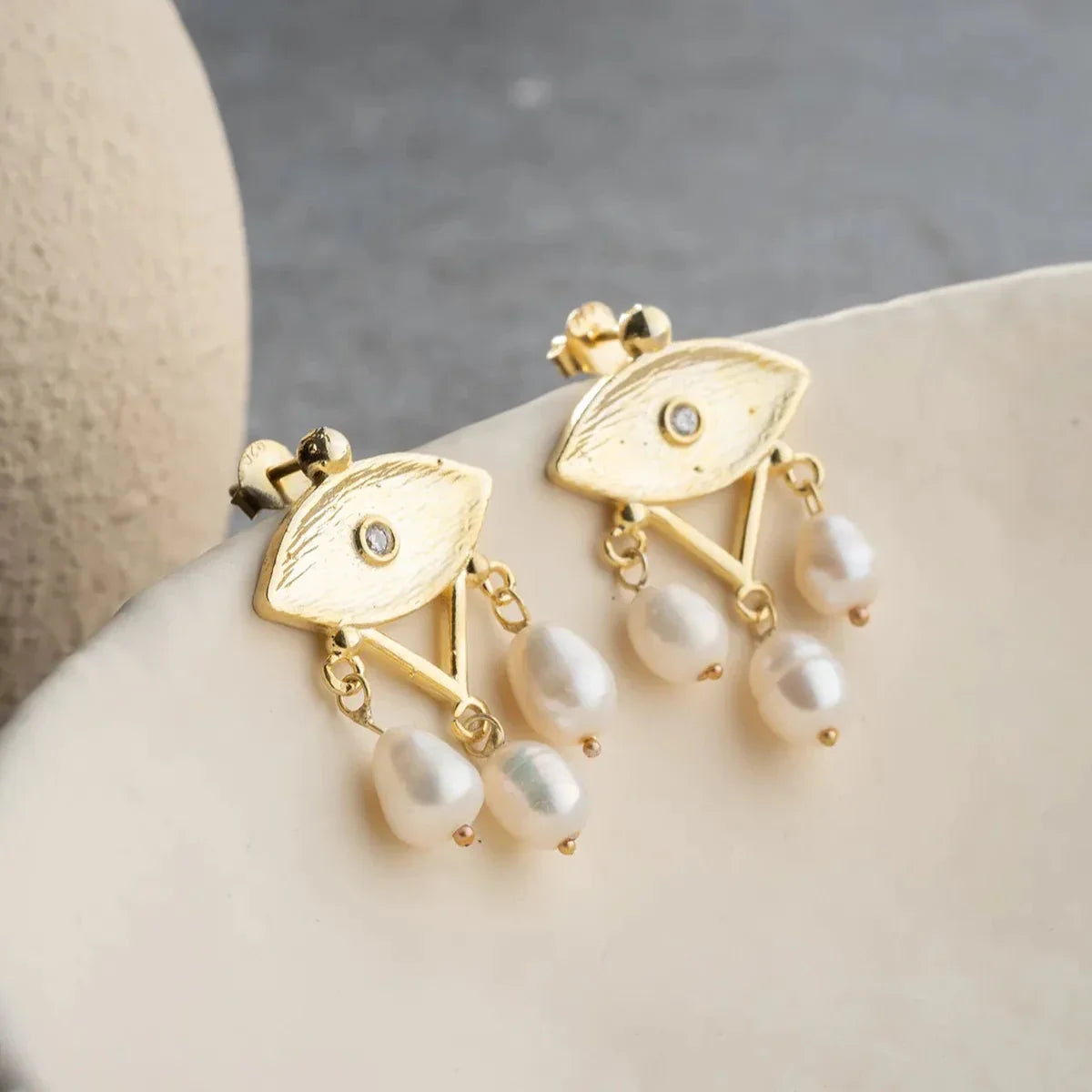 İNCİLİ GÖZ KÜPE | 925 GÜMÜŞ