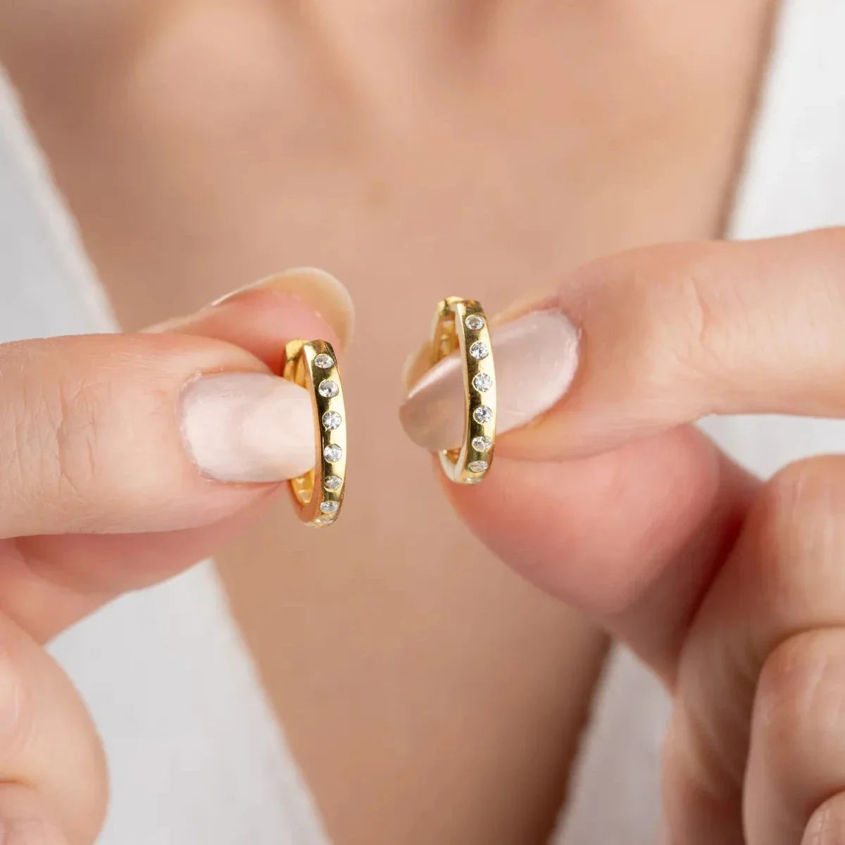 MİNİ HALKA TAŞ KÜPE | 925 GÜMÜŞ