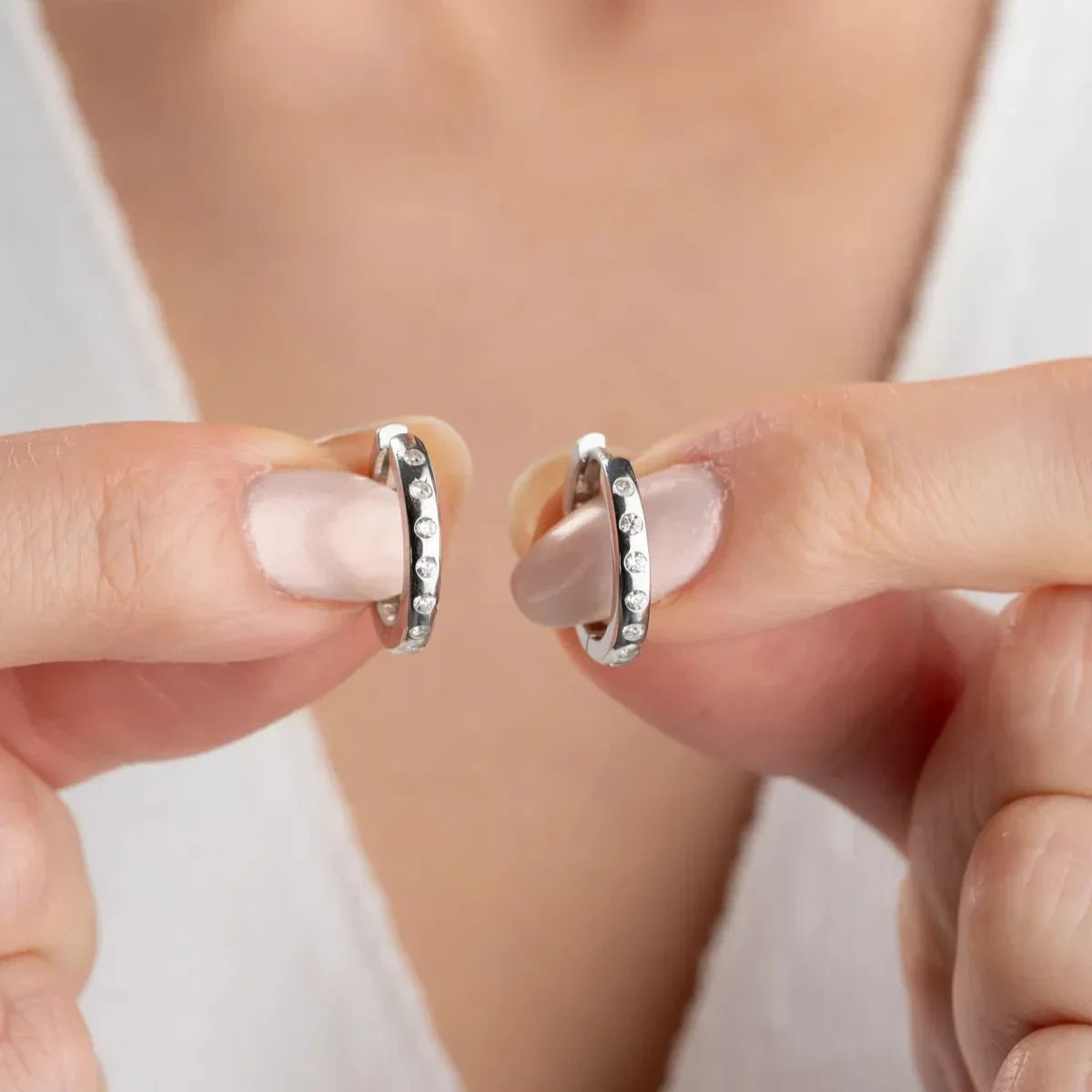 MİNİ HALKA TAŞ KÜPE | 925 GÜMÜŞ