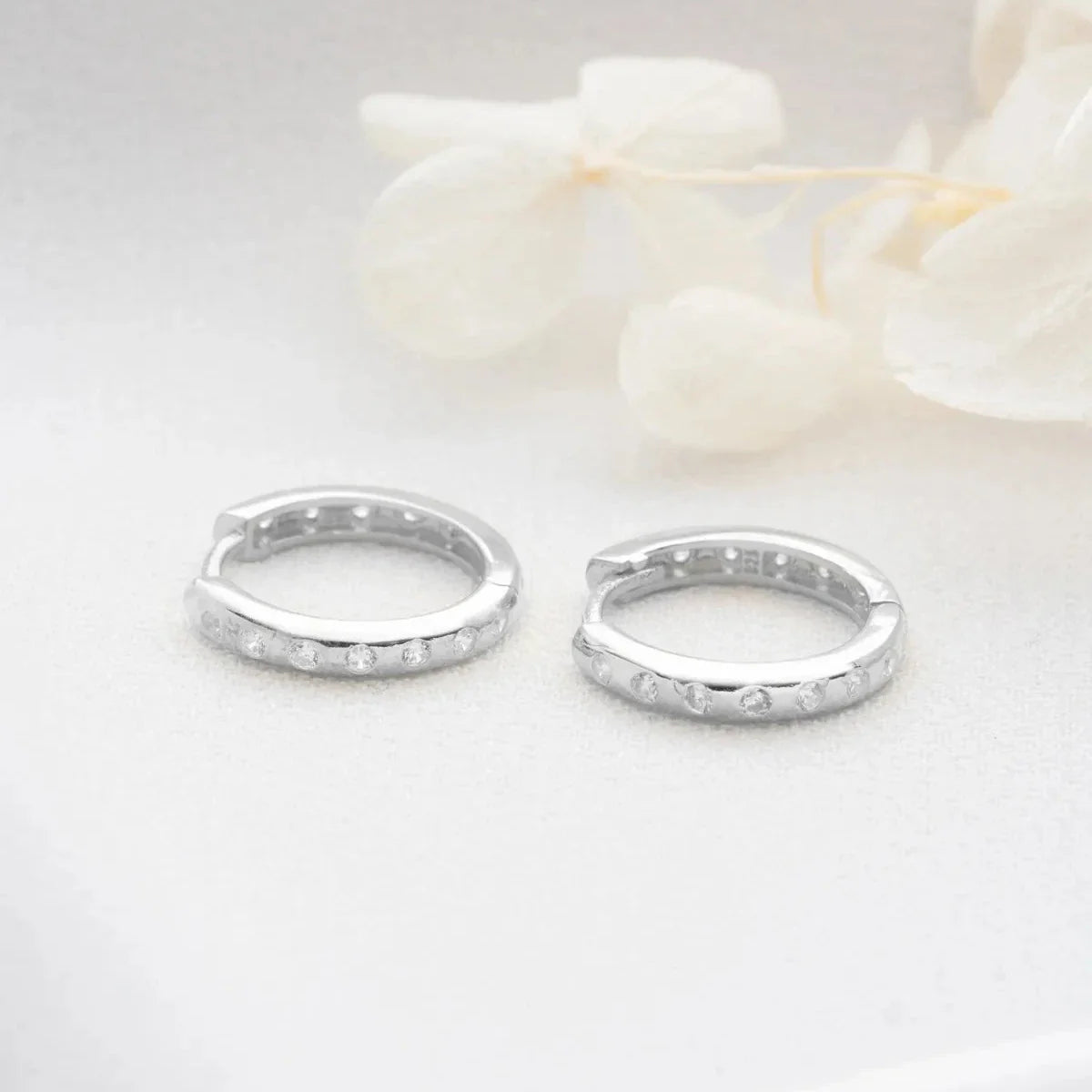 MİNİ HALKA TAŞ KÜPE | 925 GÜMÜŞ