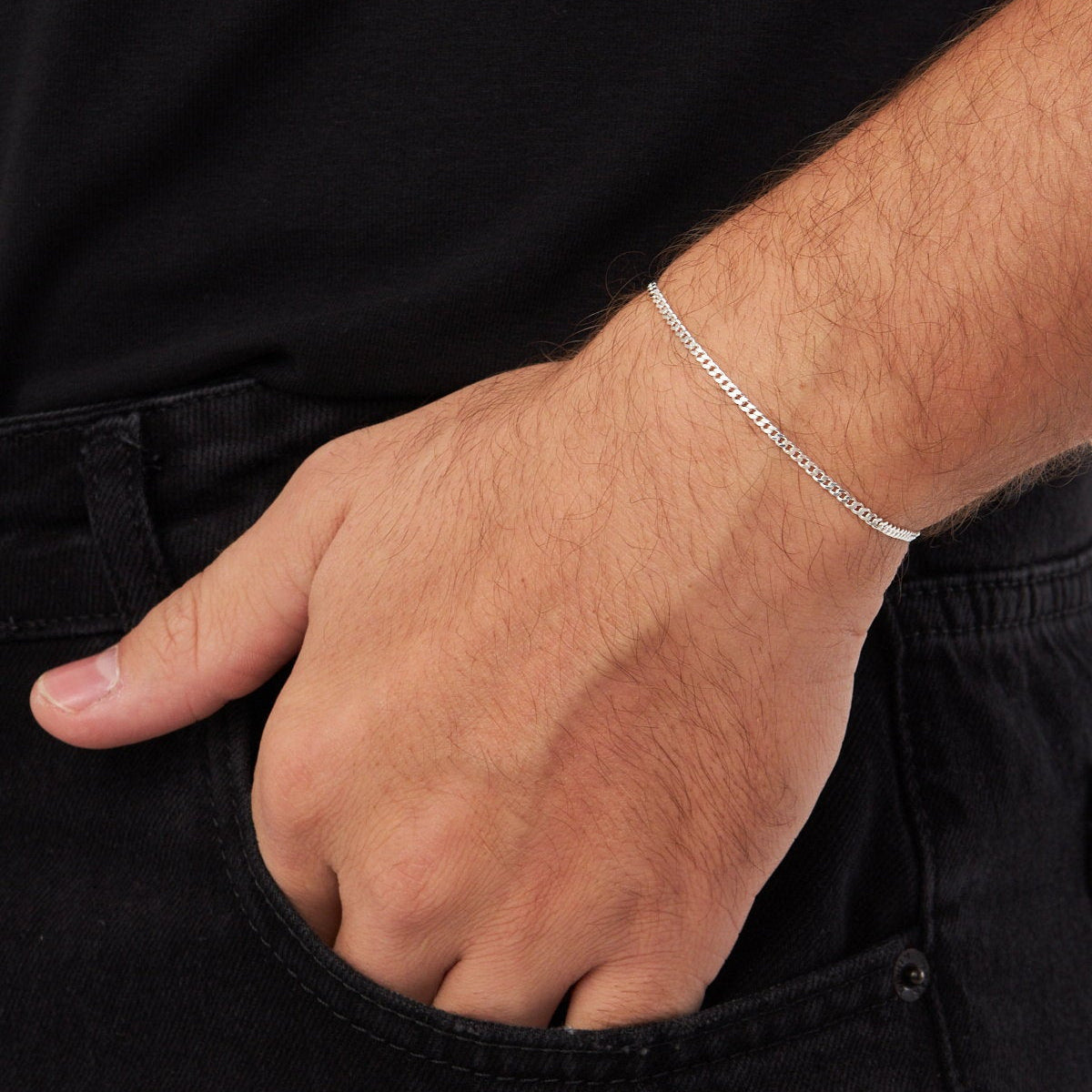 2.5 mm gurmet zincir erkek bileklik, bilekte kullanımı.
