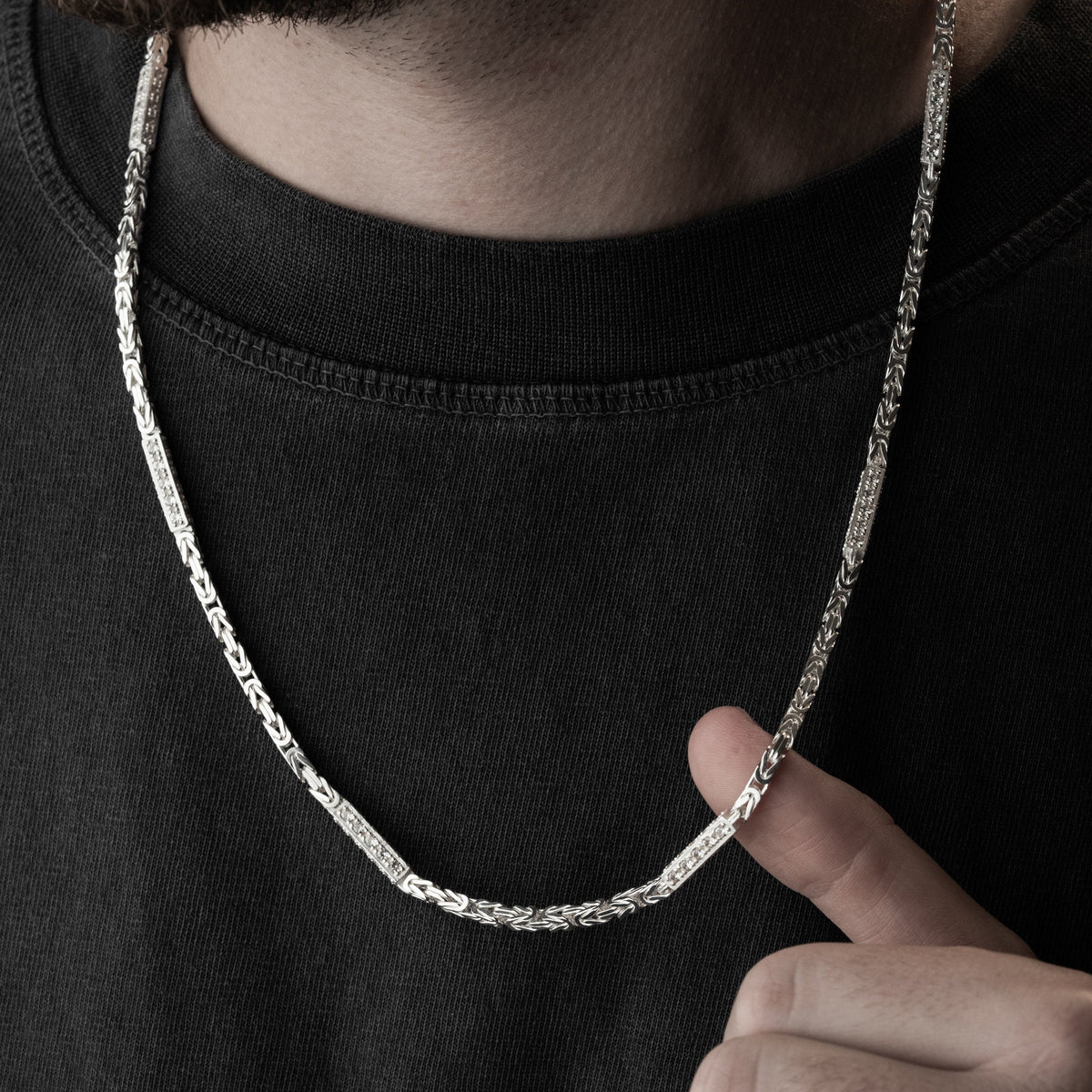 3 mm zirkon taşlı kare kral zincir erkek kolye, boyunda kullanımı.
