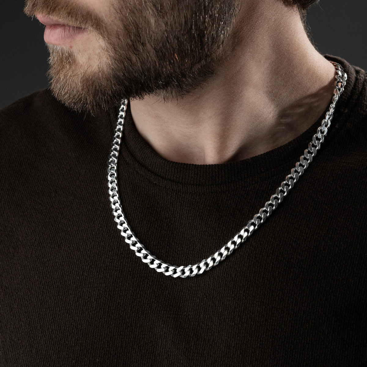 7.5 mm gurmet zincir erkek kolye, boyunda kullanımı.