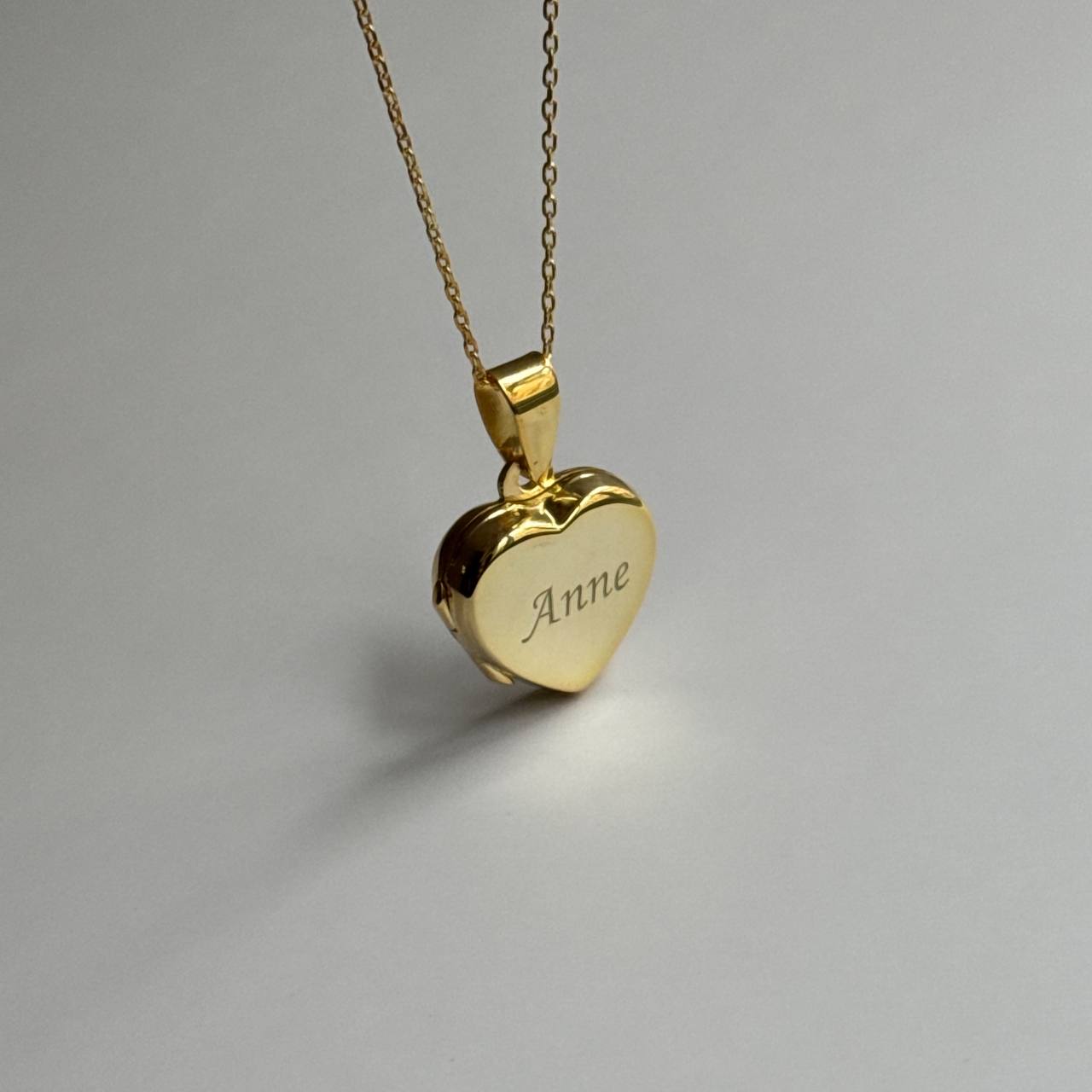 GRAVÜRLÜ KAPAKLI KALP KOLYE | 925 GÜMÜŞ